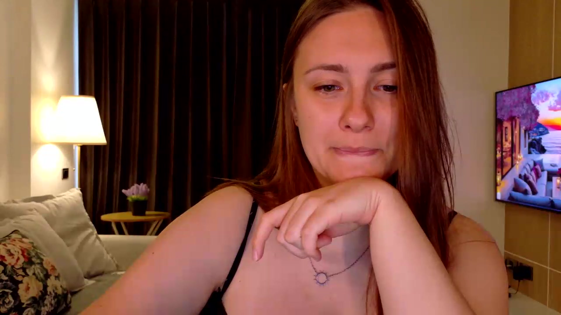 Gallery image thumbnail from QueenOfTease_'s myfreecams stream on, 06/01/2026, 06:22 image 3 of 20