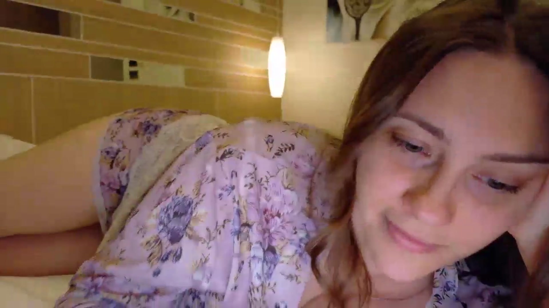 Gallery image thumbnail from QueenOfTease_'s myfreecams stream on, 06/10/2026, 06:32 image 13 of 20
