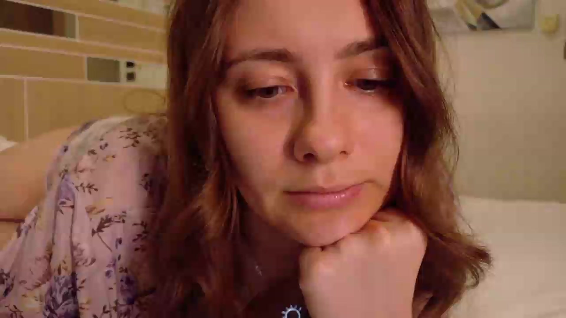 Gallery image thumbnail from QueenOfTease_'s myfreecams stream on, 06/10/2026, 06:32 image 5 of 20