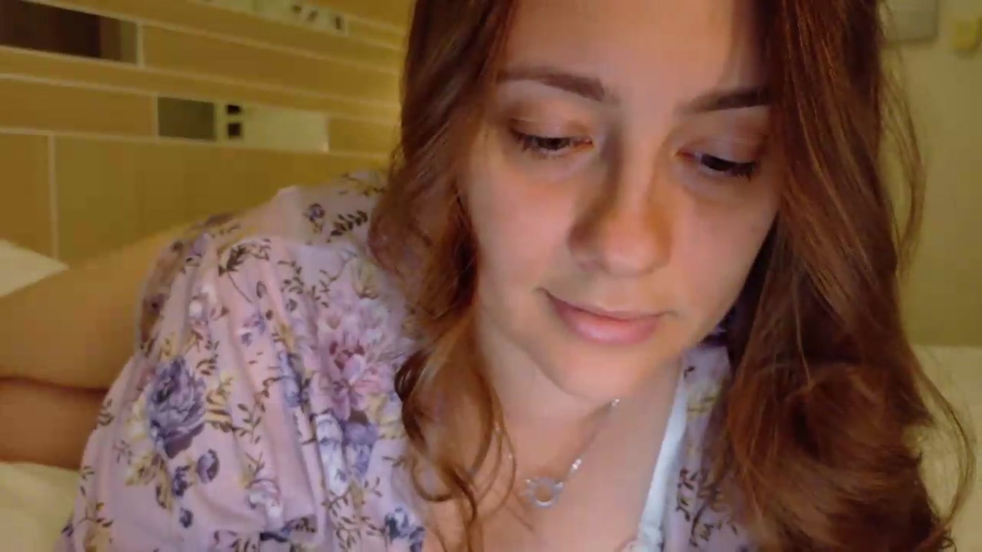 Gallery image thumbnail from QueenOfTease_'s myfreecams stream on, 06/10/2026, 06:32 image 12 of 20