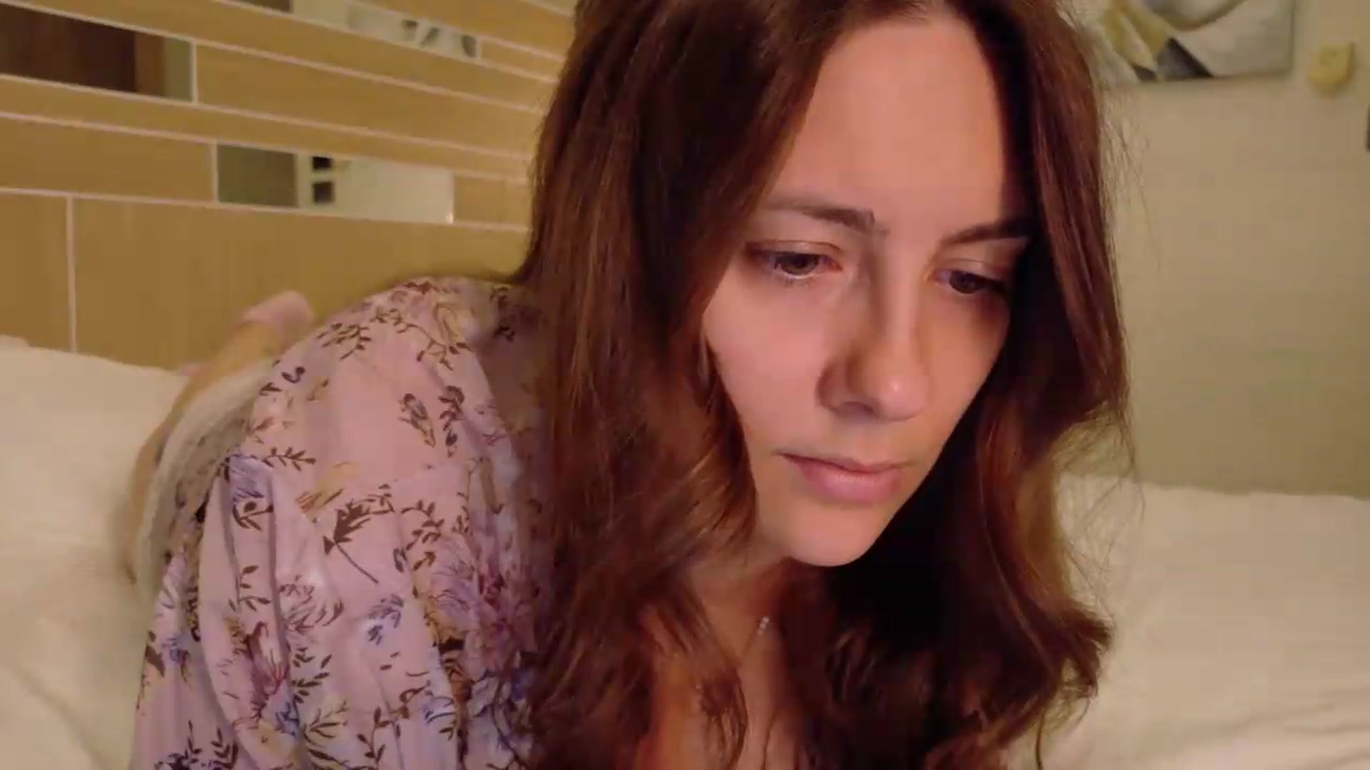 Gallery image thumbnail from QueenOfTease_'s myfreecams stream on, 06/10/2026, 06:32 image 3 of 20