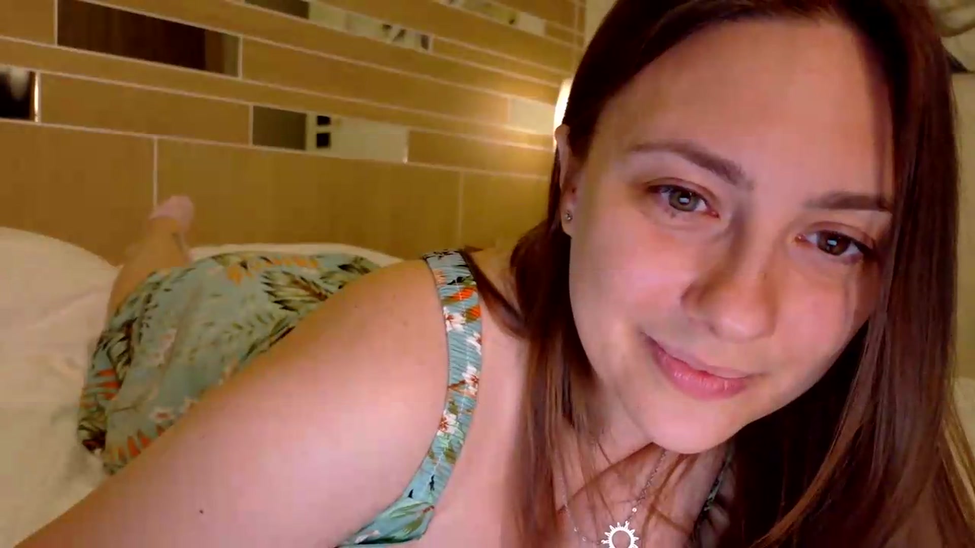 Gallery image thumbnail from QueenOfTease_'s myfreecams stream on, 06/15/2026, 06:23 image 15 of 20