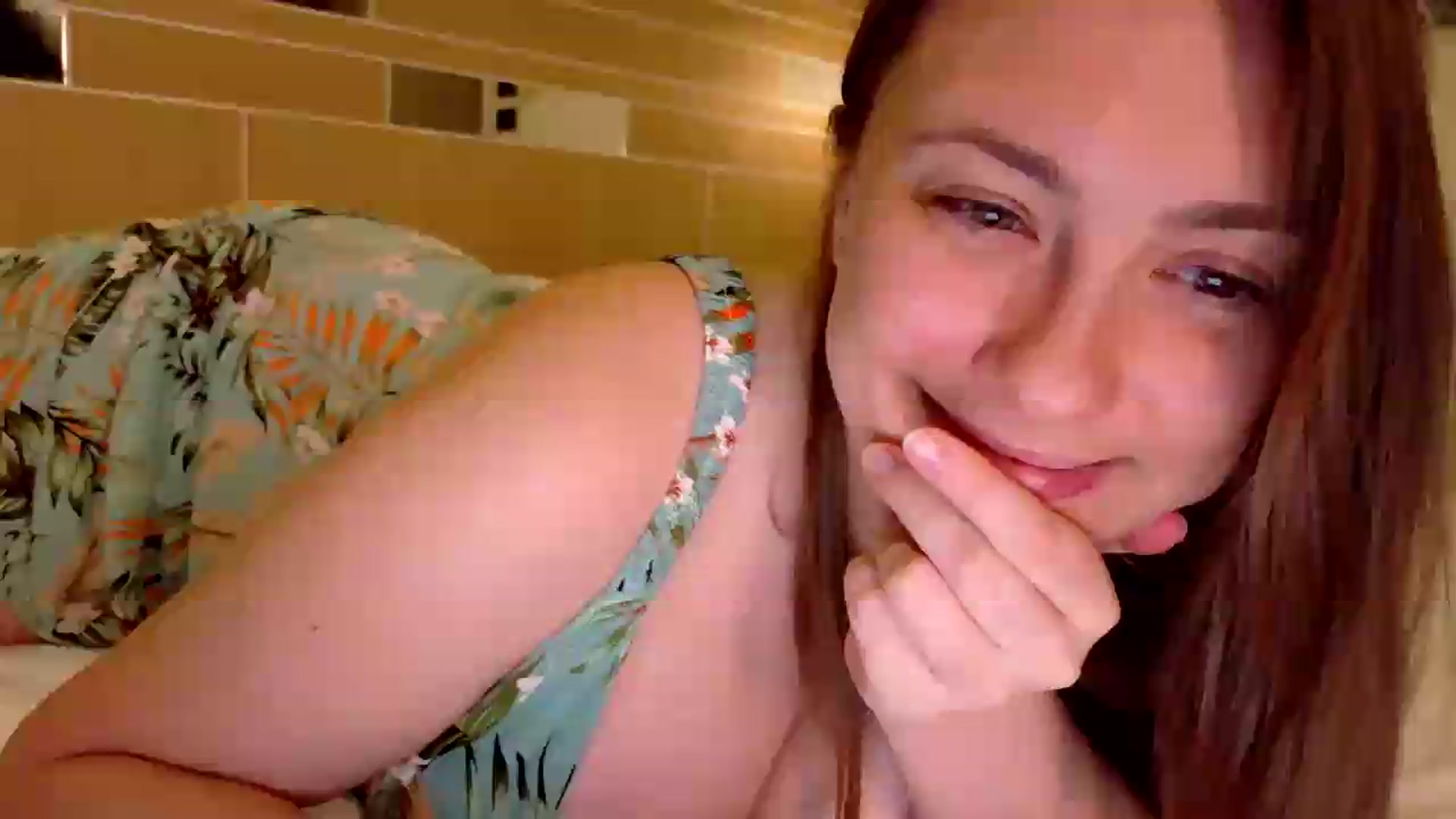 Gallery image thumbnail from QueenOfTease_'s myfreecams stream on, 06/15/2026, 07:32 image 1 of 20