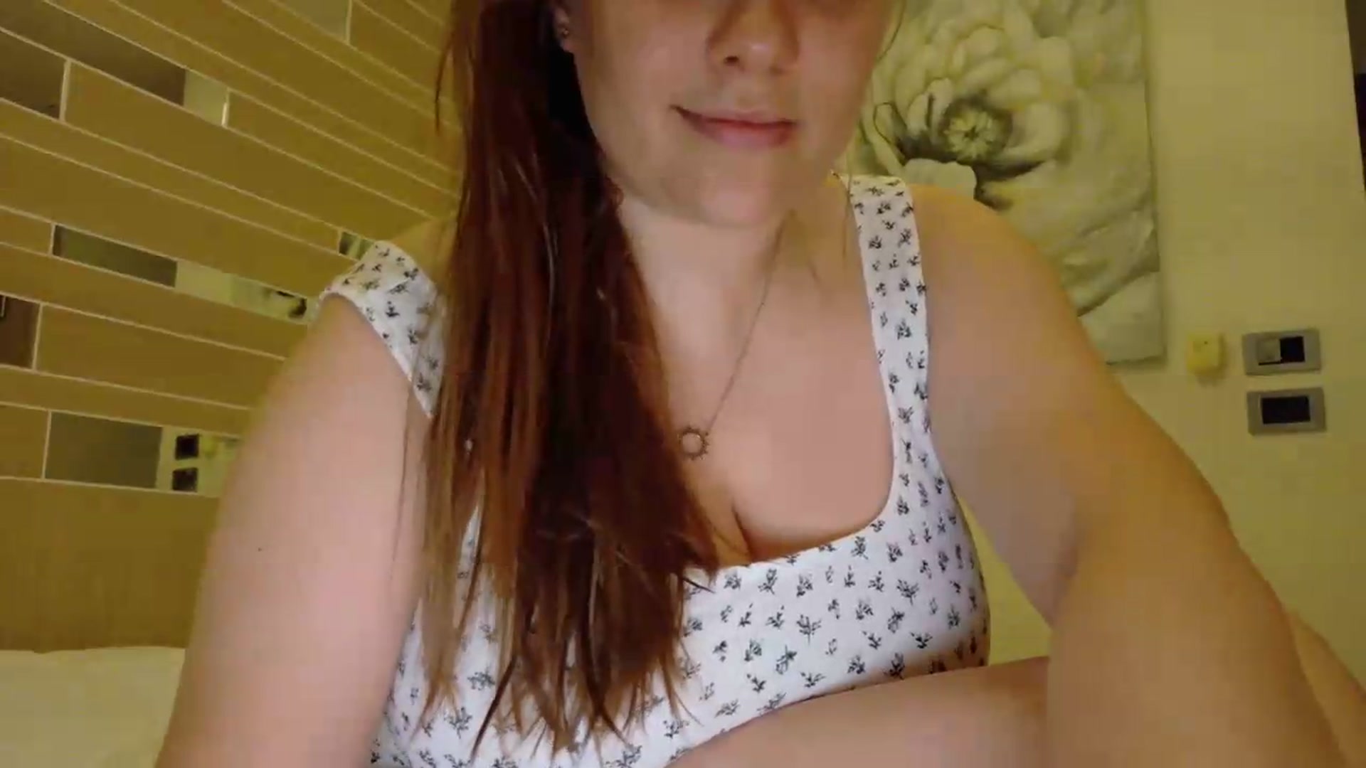 Gallery image thumbnail from QueenOfTease_'s myfreecams stream on, 06/16/2026, 06:32 image 5 of 20