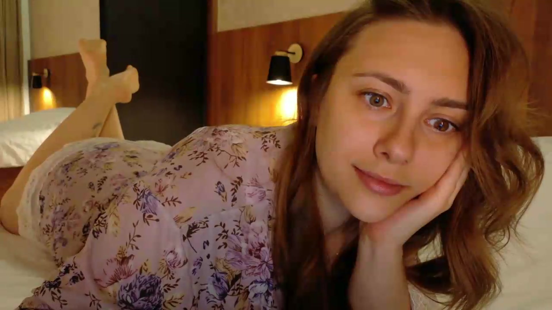 Gallery image thumbnail from QueenOfTease_'s myfreecams stream on, 06/25/2026, 06:14 image 3 of 20