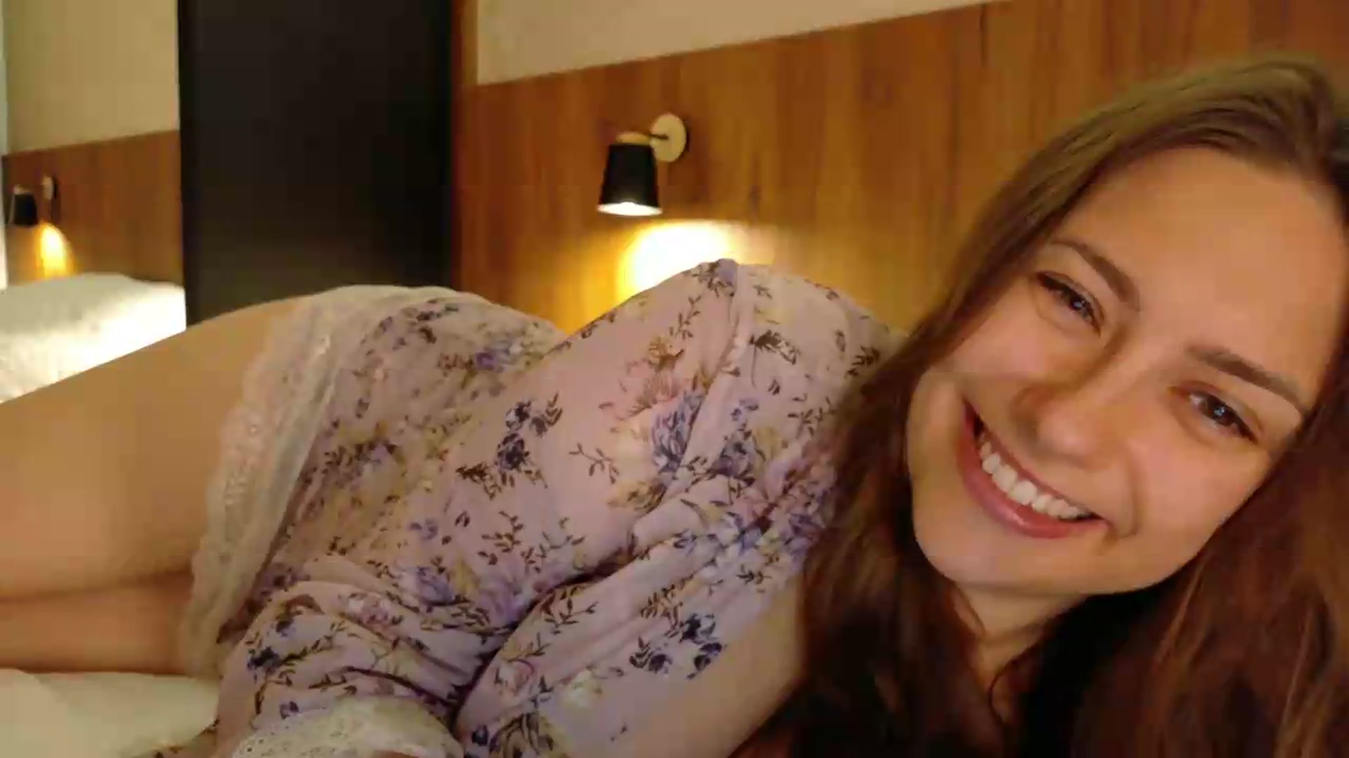 Gallery image thumbnail from QueenOfTease_'s myfreecams stream on, 06/25/2026, 06:14 image 10 of 20