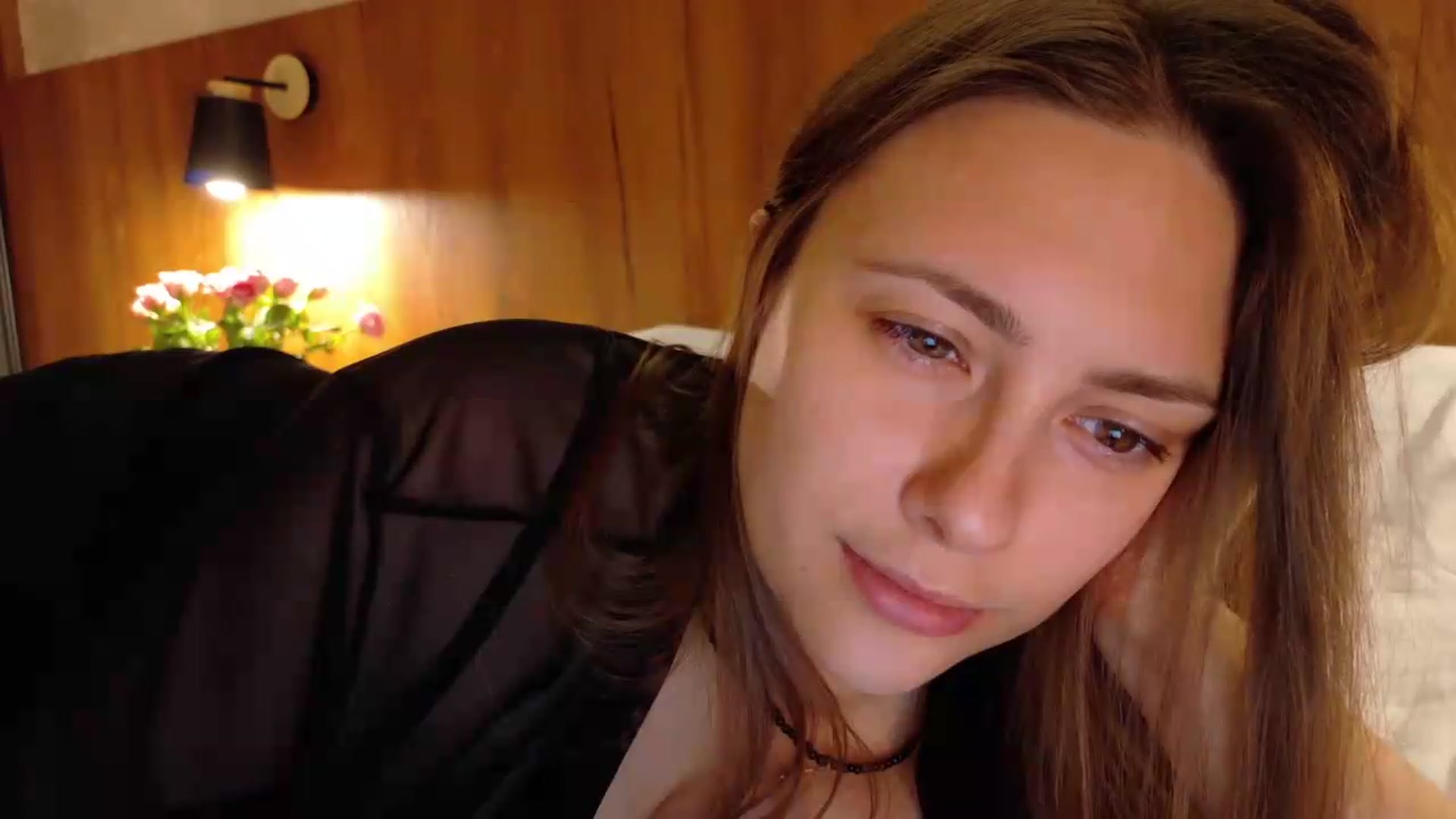 Gallery image thumbnail from QueenOfTease_'s myfreecams stream on, 07/06/2026, 06:06 image 6 of 20