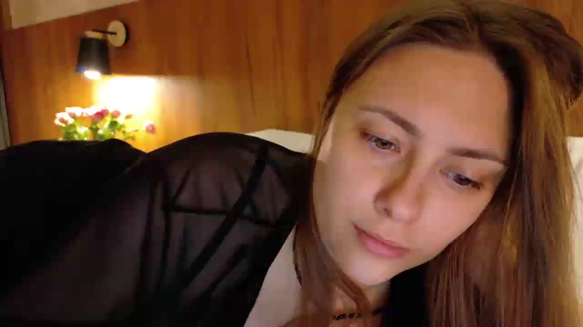 Gallery image thumbnail from QueenOfTease_'s myfreecams stream on, 07/06/2026, 06:06 image 11 of 20