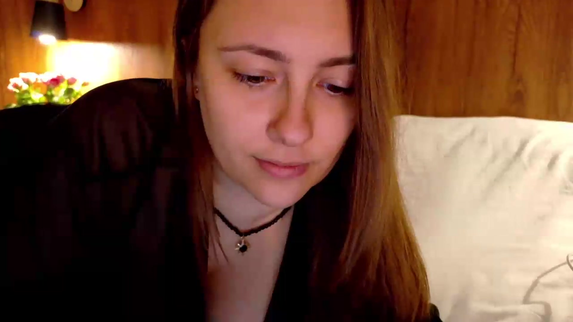 Gallery image thumbnail from QueenOfTease_'s myfreecams stream on, 07/06/2026, 06:55 image 10 of 20