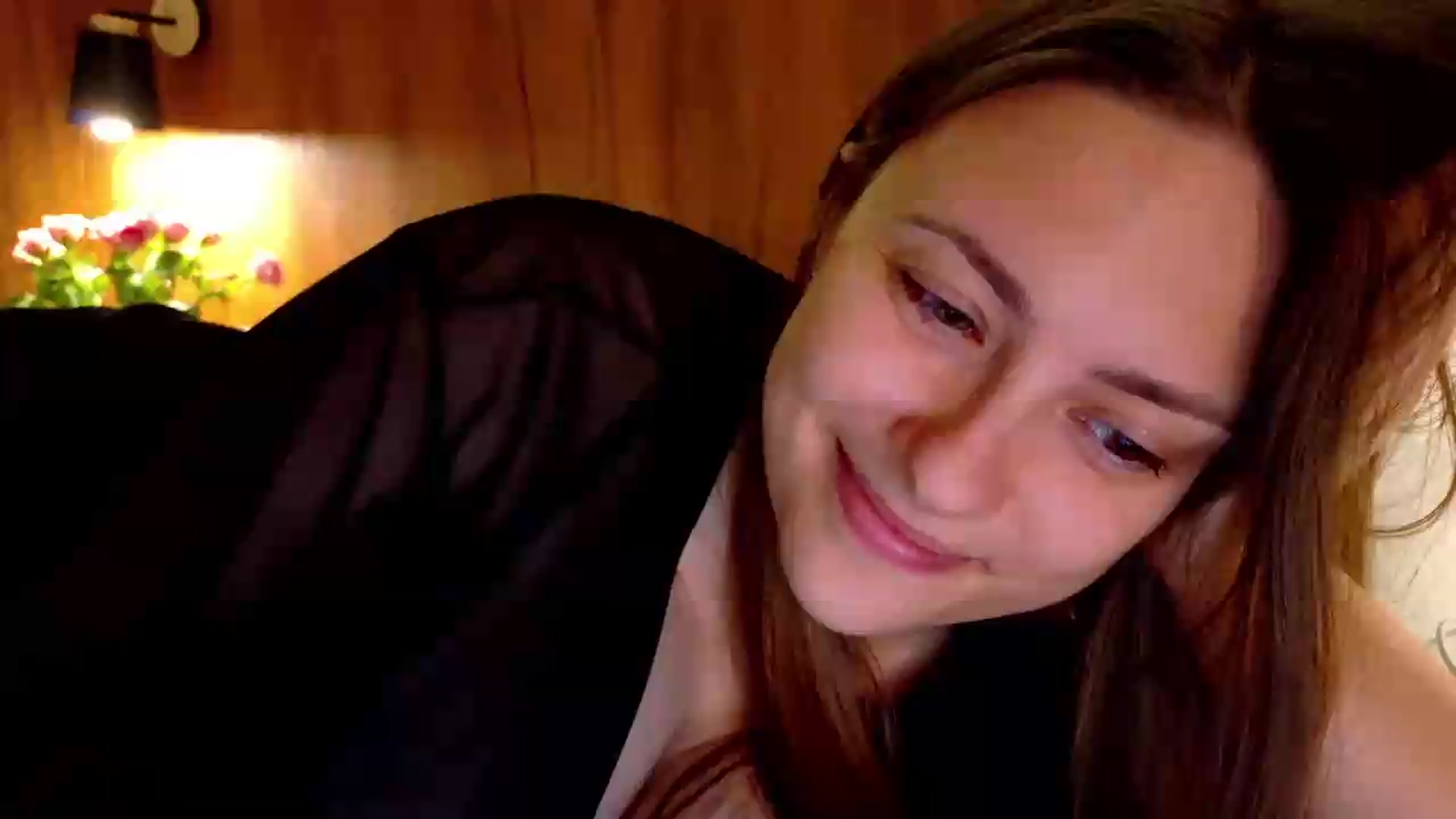 Gallery image thumbnail from QueenOfTease_'s myfreecams stream on, 07/06/2026, 06:55 image 4 of 20