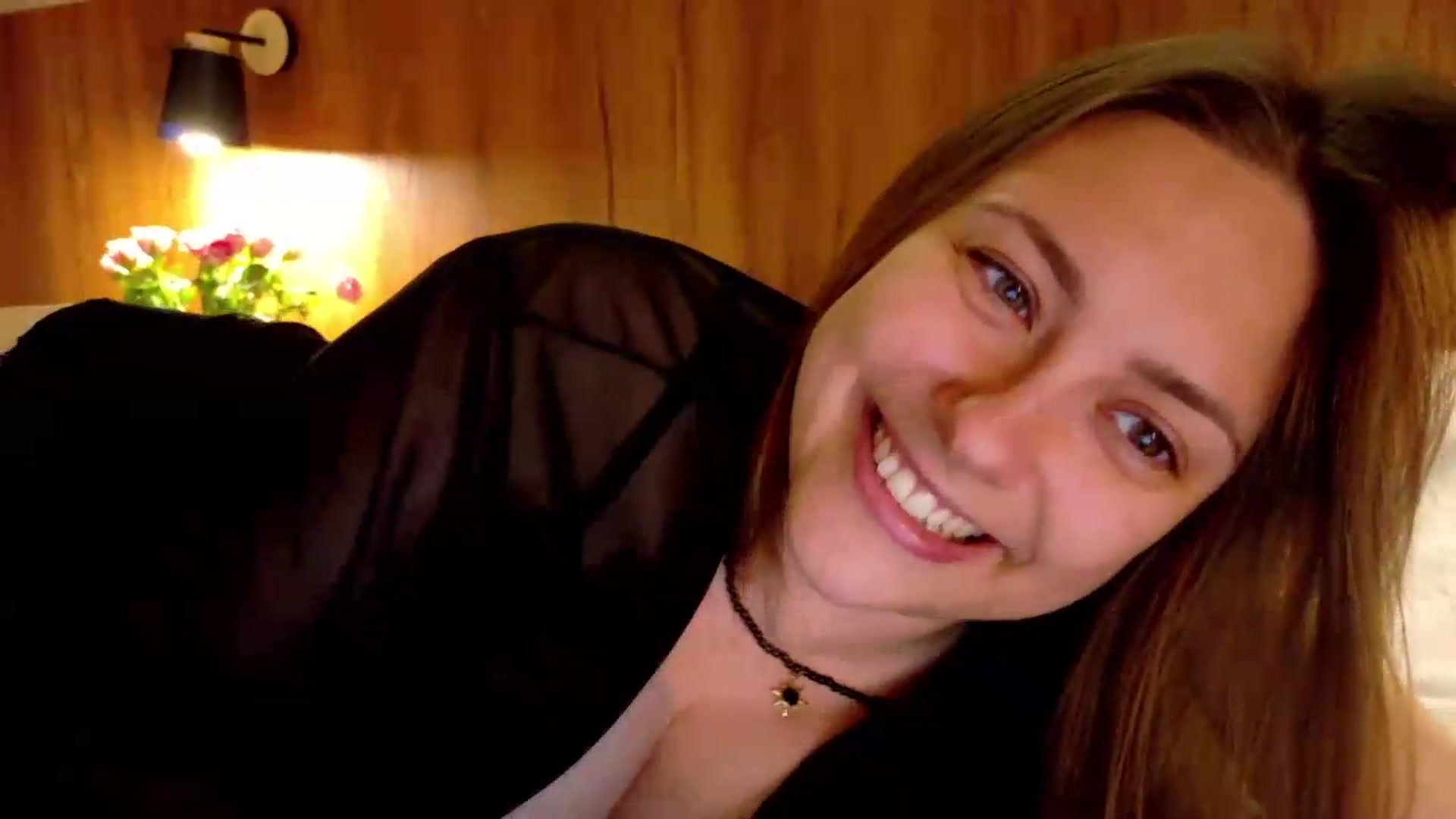 Gallery image thumbnail from QueenOfTease_'s myfreecams stream on, 07/06/2026, 07:37 image 4 of 20