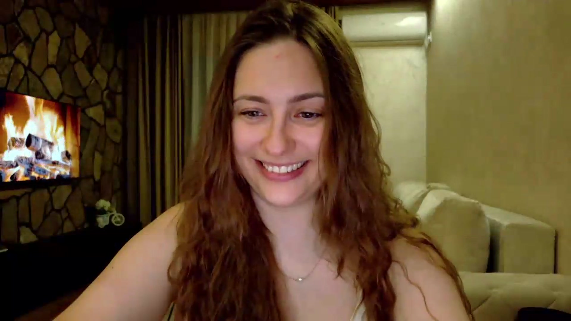 Gallery image thumbnail from QueenOfTease_'s myfreecams stream on, 07/12/2026, 08:16 image 17 of 20