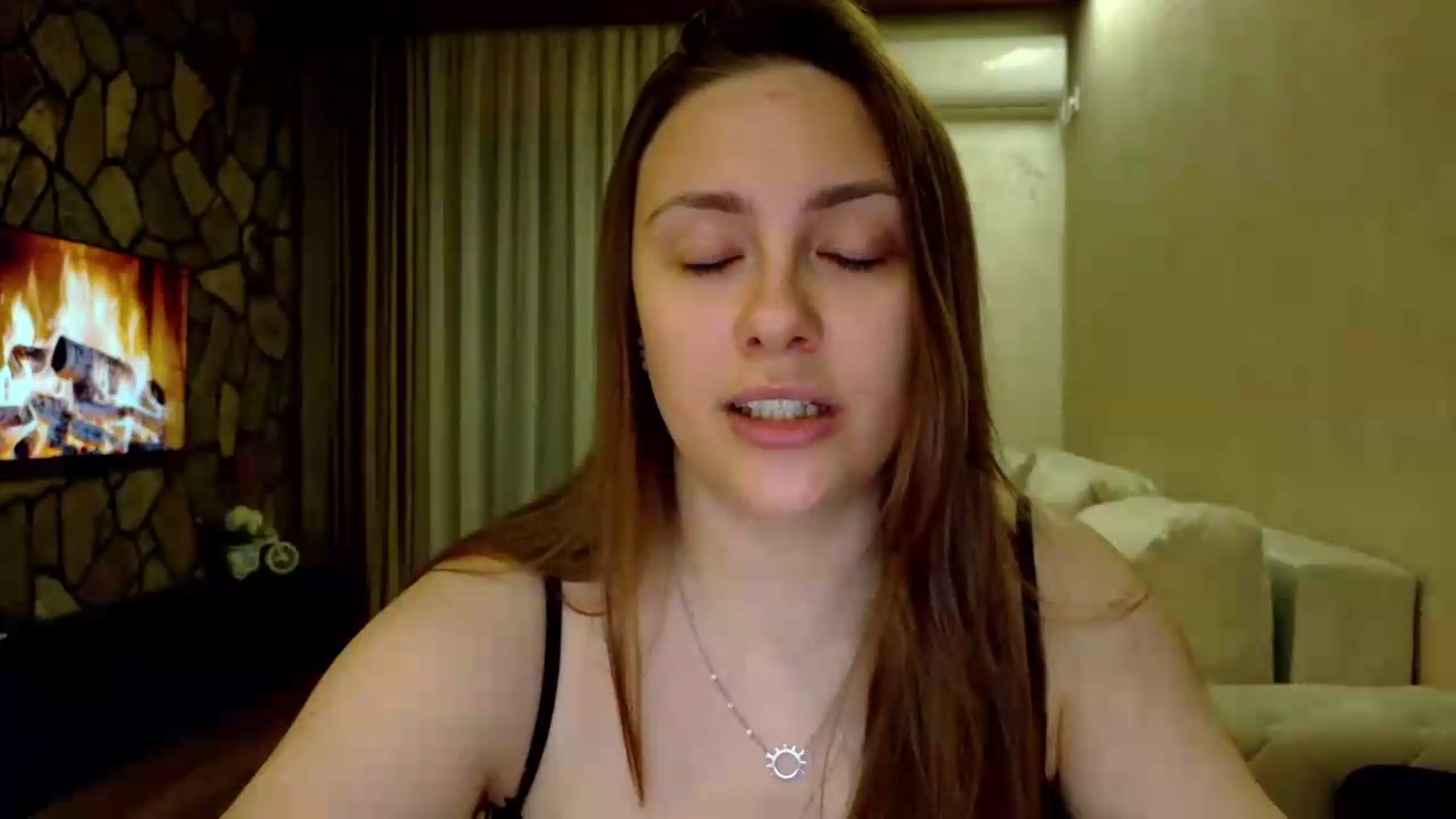 Gallery image thumbnail from QueenOfTease_'s myfreecams stream on, 07/14/2026, 07:48 image 8 of 20