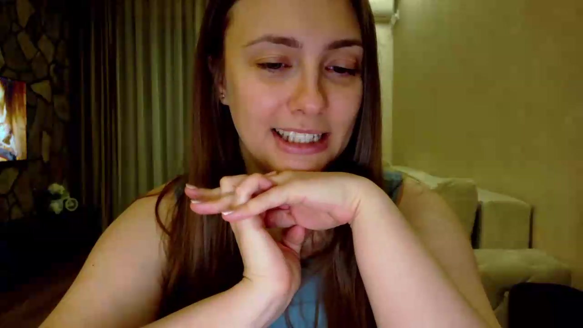Gallery image thumbnail from QueenOfTease_'s myfreecams stream on, 07/16/2026, 07:47 image 19 of 20