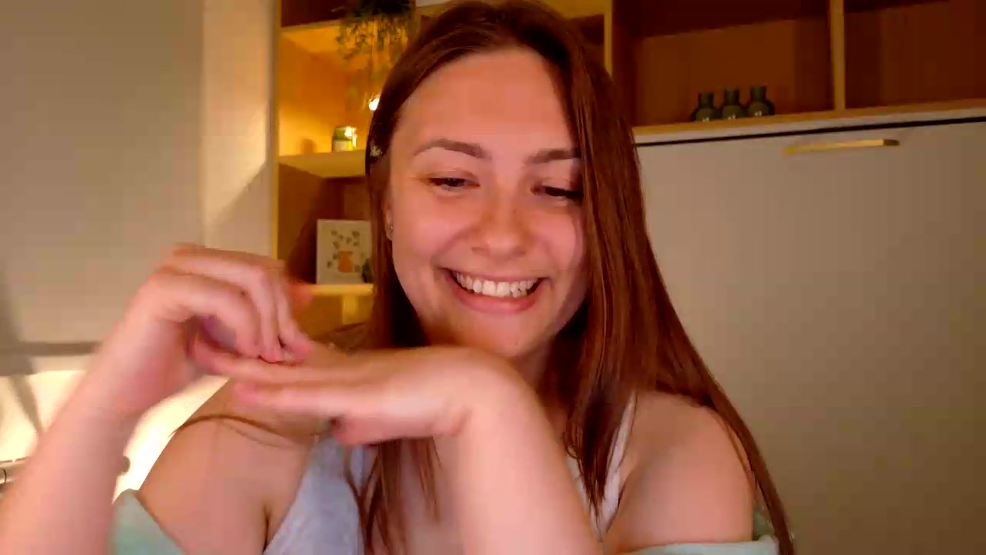 Gallery image thumbnail from QueenOfTease_'s myfreecams stream on, 08/01/2026, 06:43 image 16 of 20