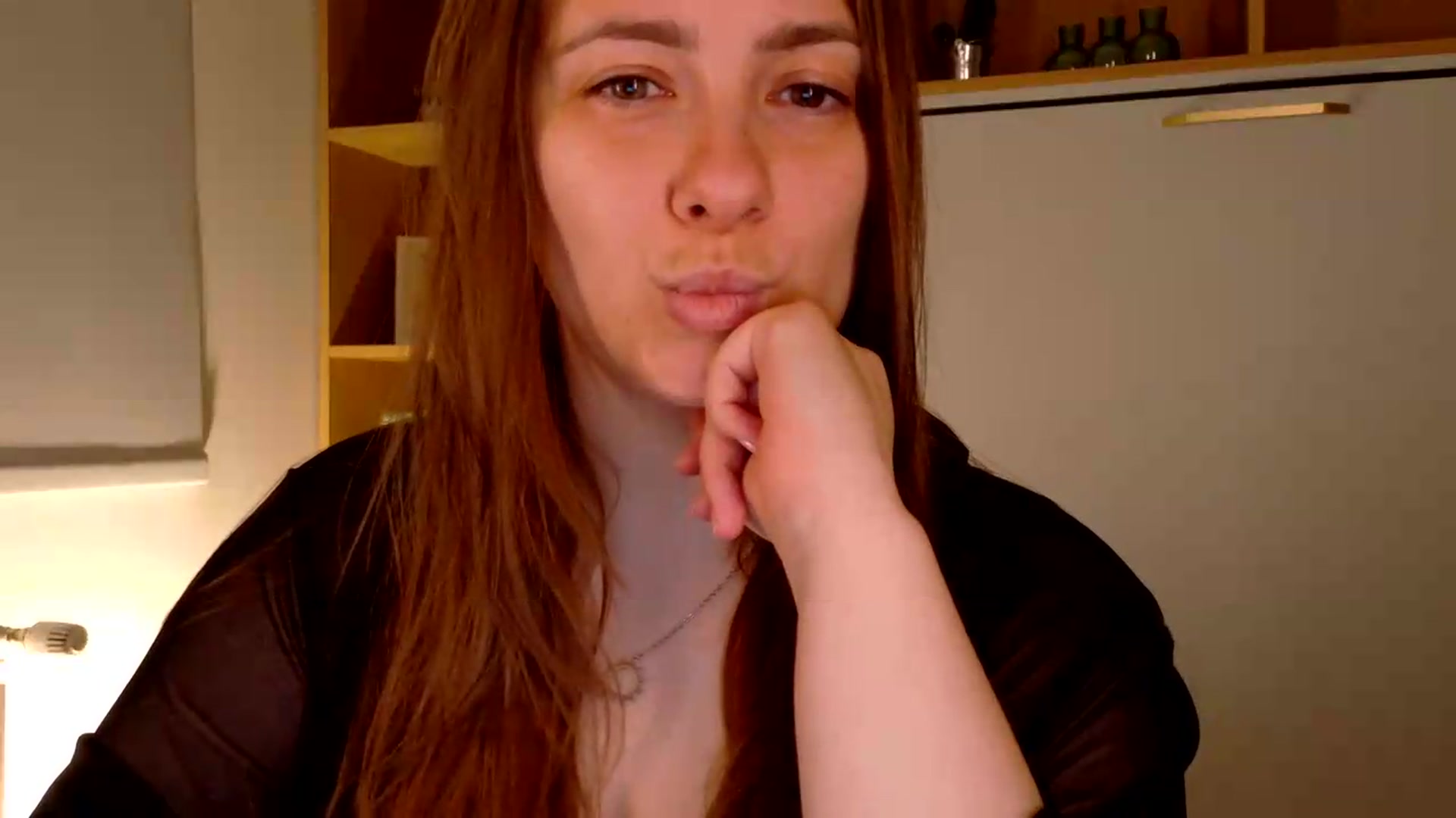 Gallery image thumbnail from QueenOfTease_'s myfreecams stream on, 08/09/2026, 06:40 image 8 of 20