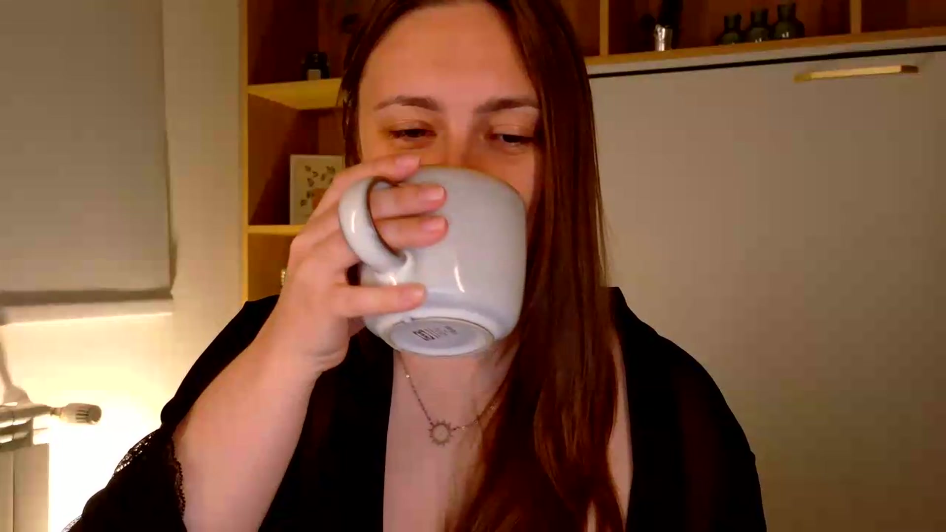 Gallery image thumbnail from QueenOfTease_'s myfreecams stream on, 08/09/2026, 07:50 image 5 of 20