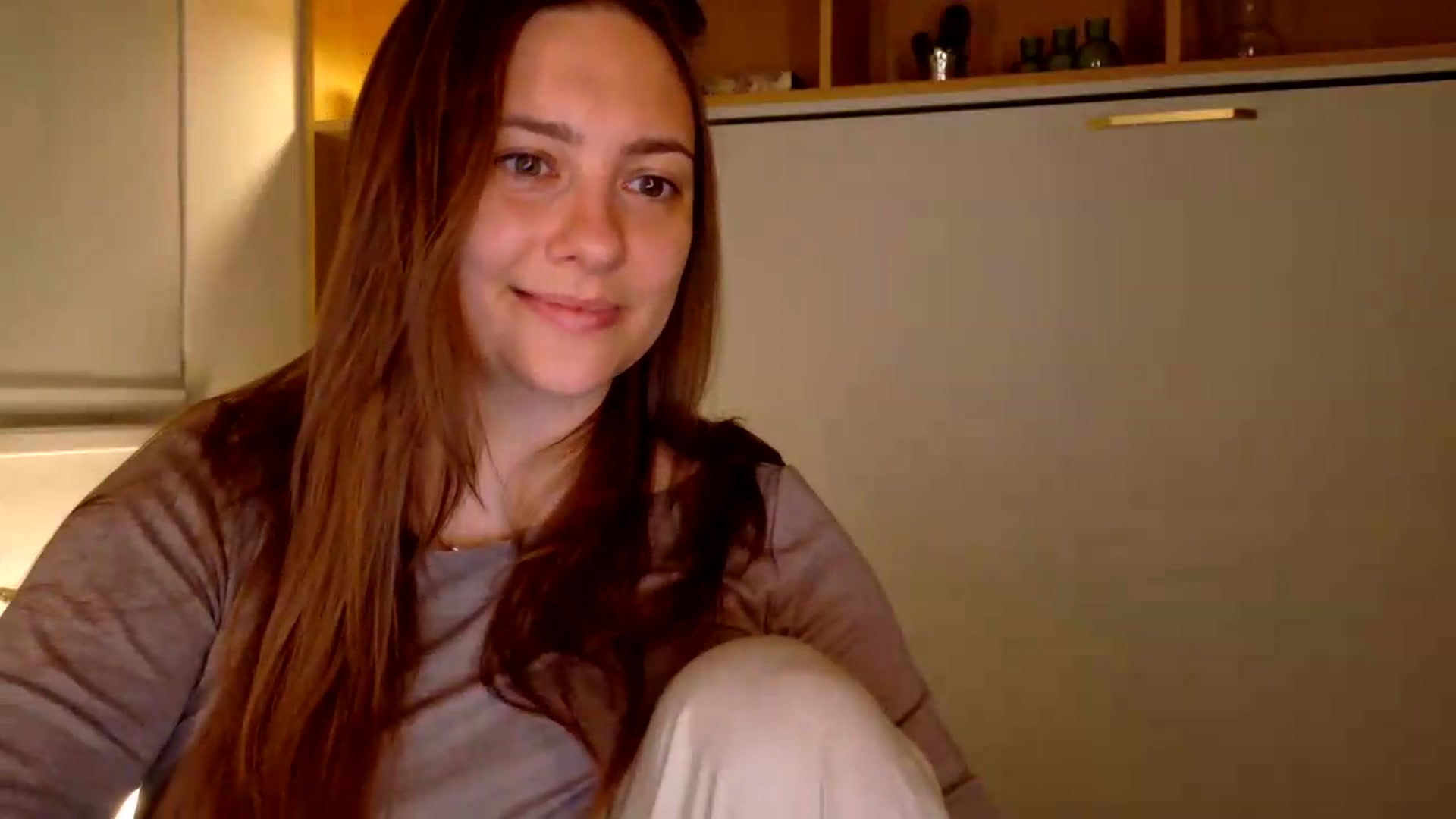 Gallery image thumbnail from QueenOfTease_'s myfreecams stream on, 08/19/2026, 06:46 image 5 of 20
