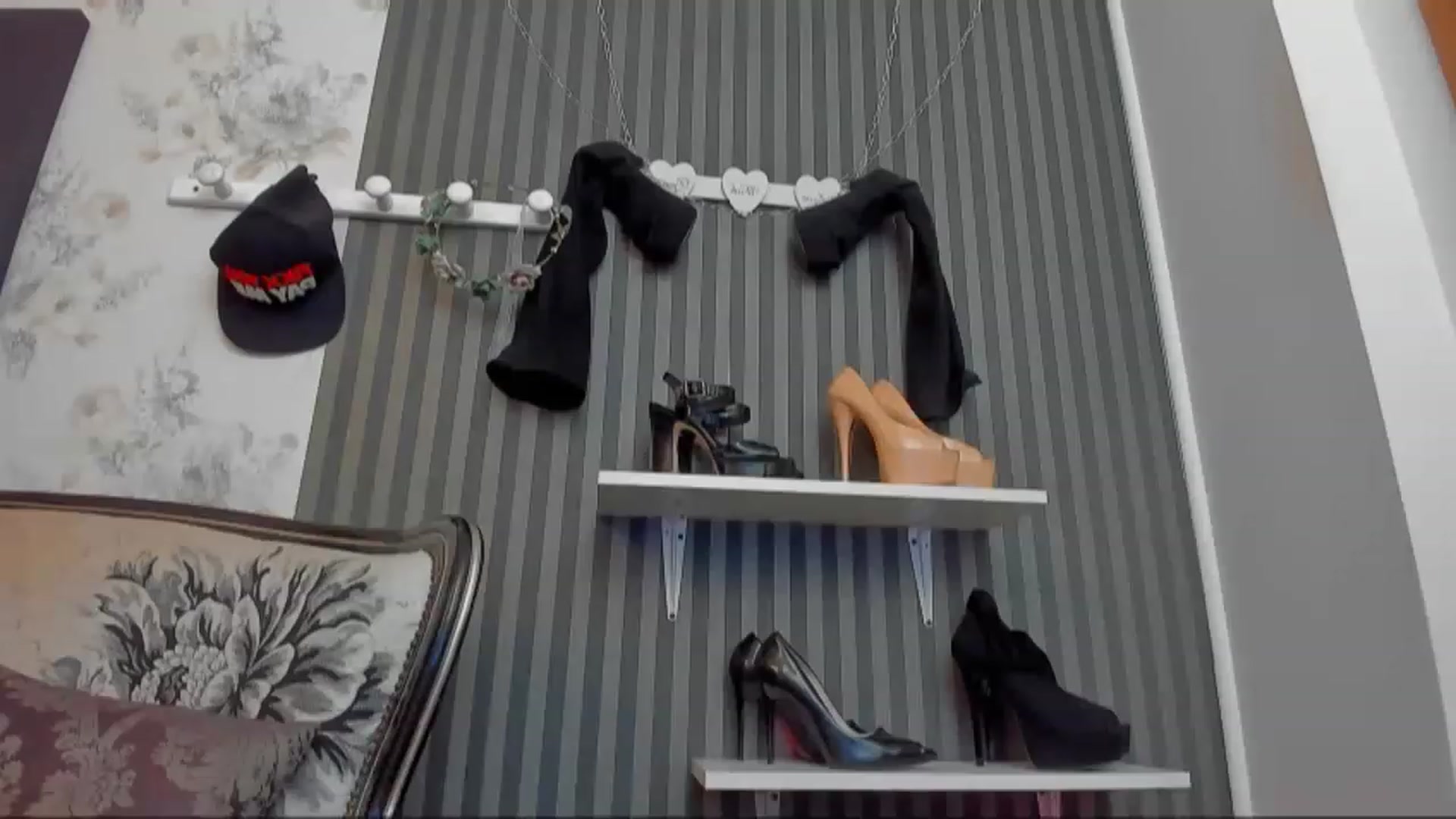 Gallery image thumbnail from QueenRafaela's myfreecams stream on, 12/01/2022, 08:06 image 5 of 20