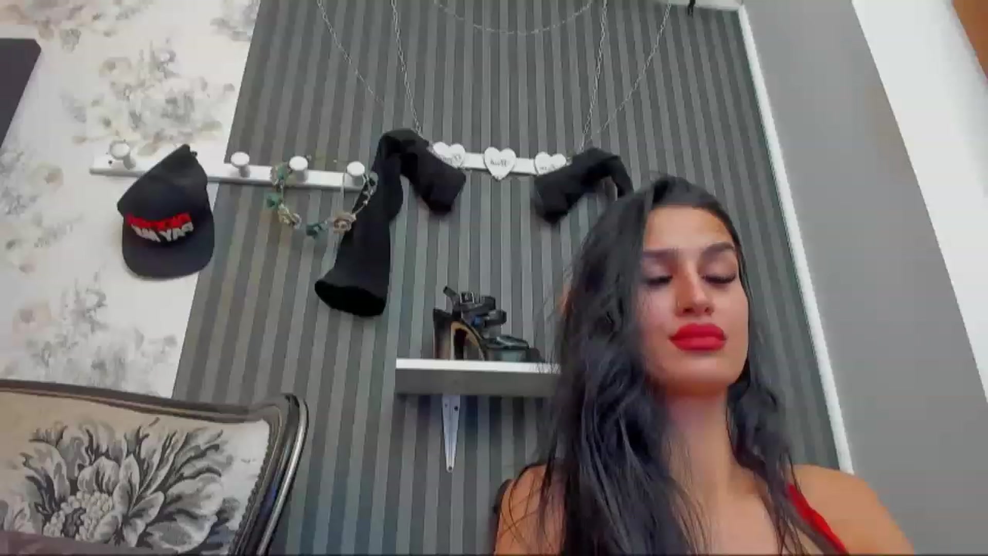 Gallery image thumbnail from QueenRafaela's myfreecams stream on, 11/28/2022, 06:22 image 20 of 20