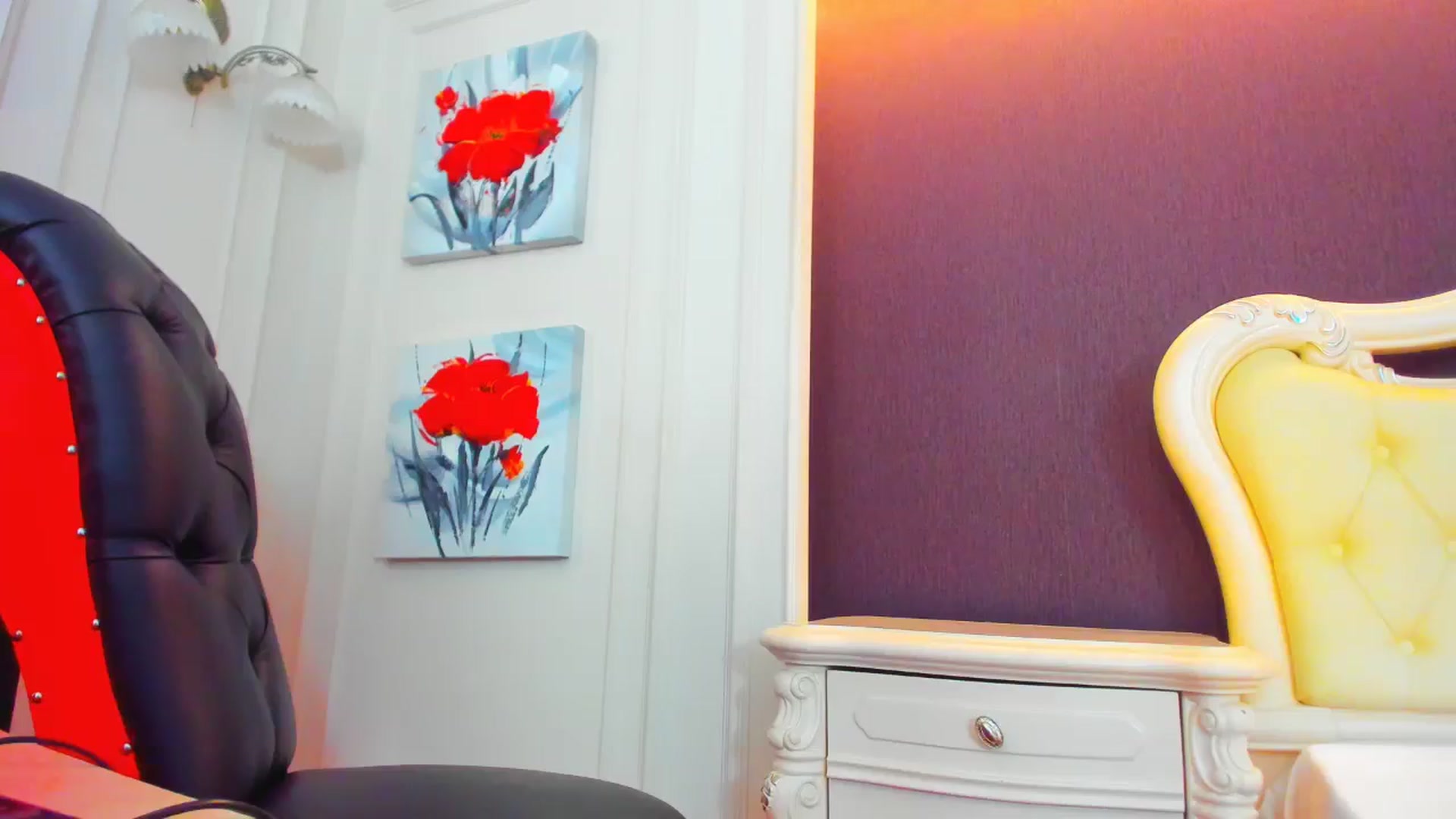 Gallery image thumbnail from QueenRafaela's myfreecams stream on, 06/26/2024, 07:17 image 8 of 20