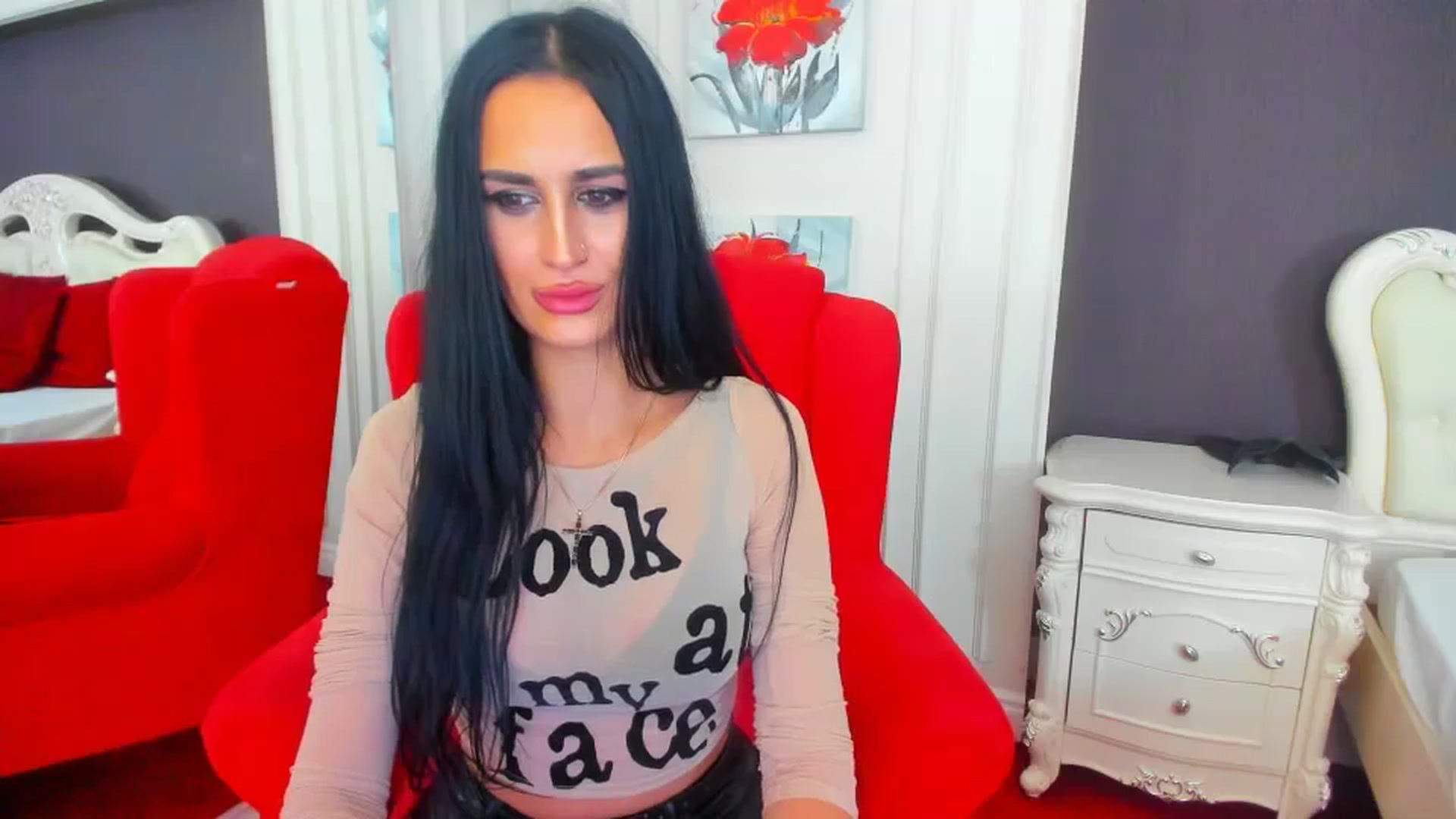 Gallery image thumbnail from QueenRafaela's myfreecams stream on, 10/23/2024, 08:06 image 14 of 20