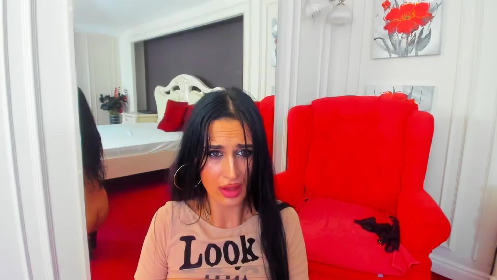 Gallery image thumbnail from QueenRafaela's myfreecams stream on, 10/23/2024, 08:06 image 3 of 20