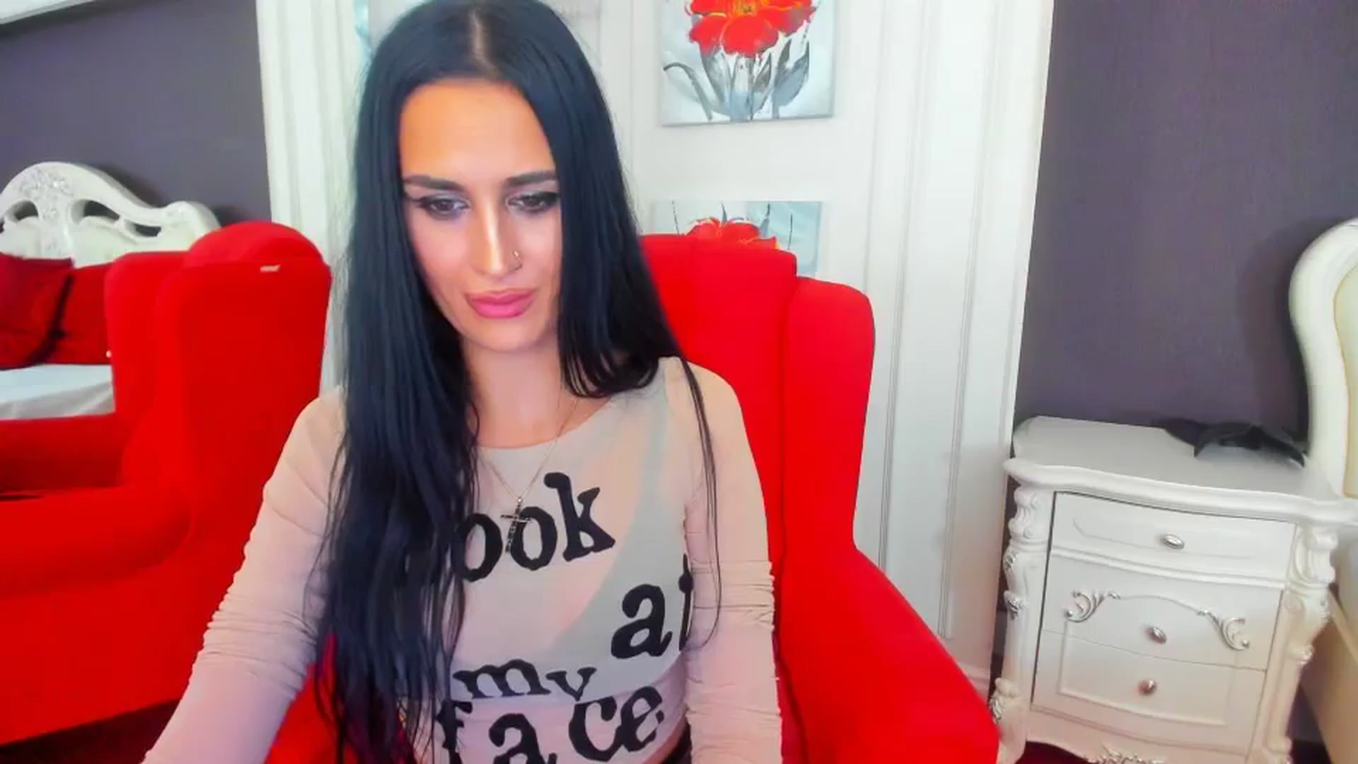 Gallery image thumbnail from QueenRafaela's myfreecams stream on, 10/23/2024, 08:06 image 15 of 20