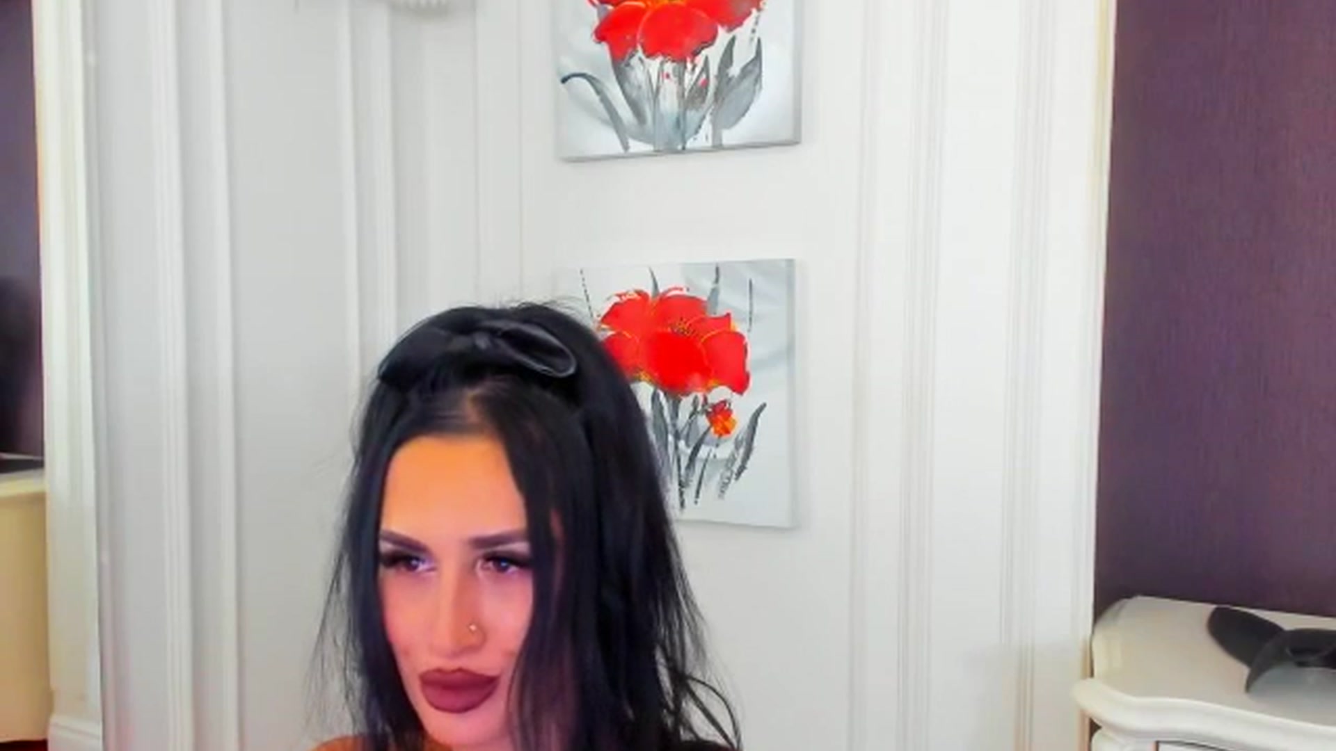 Gallery image thumbnail from QueenRafaela's myfreecams stream on, 11/19/2024, 09:41 image 9 of 20