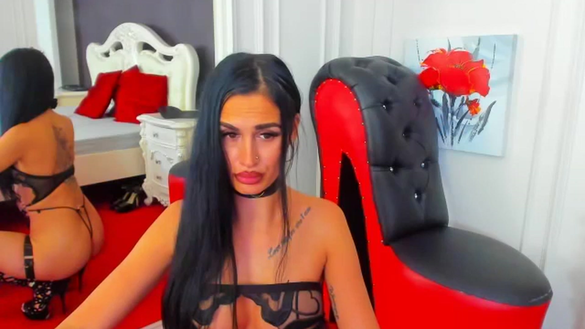 Gallery image thumbnail from QueenRafaela's myfreecams stream on, 11/20/2024, 08:46 image 8 of 20