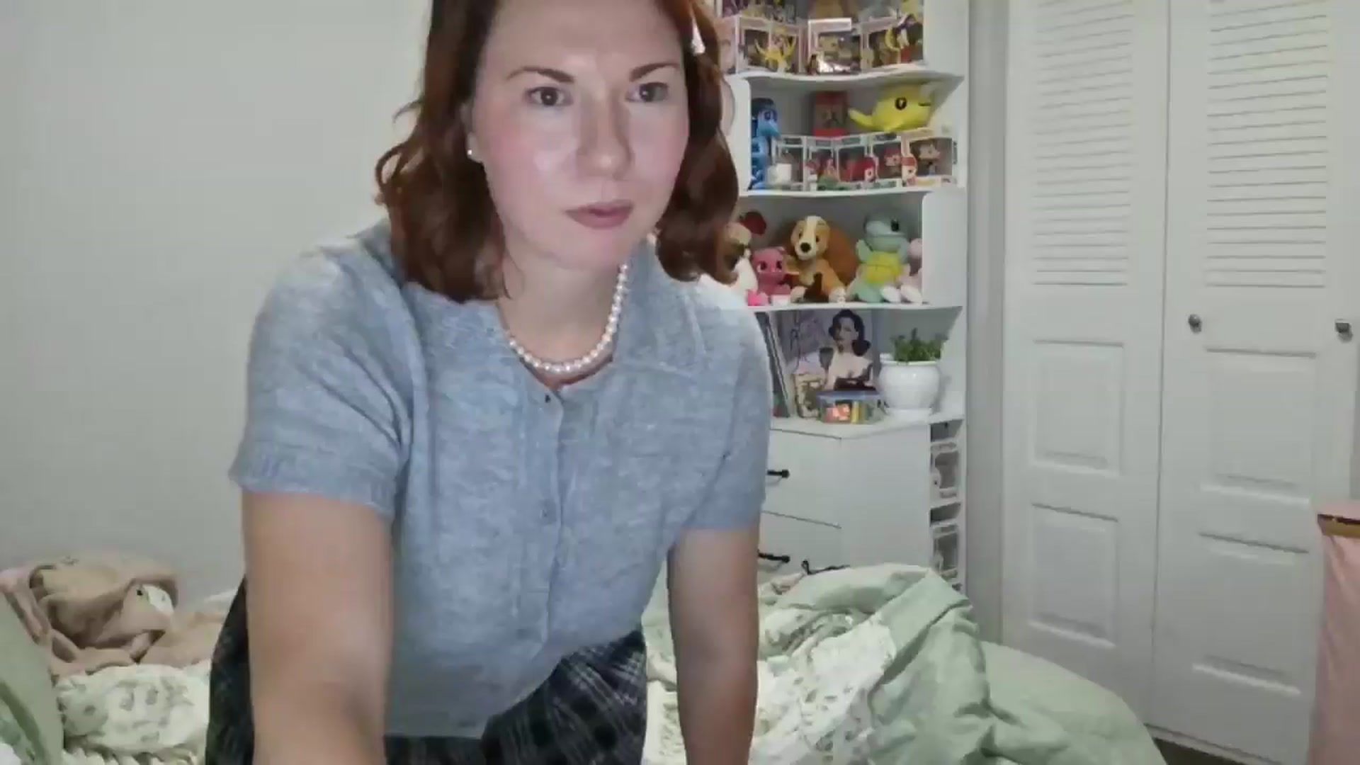 Gallery image thumbnail from QueenSirena's myfreecams stream on, 10/11/2025, 09:55 image 12 of 20