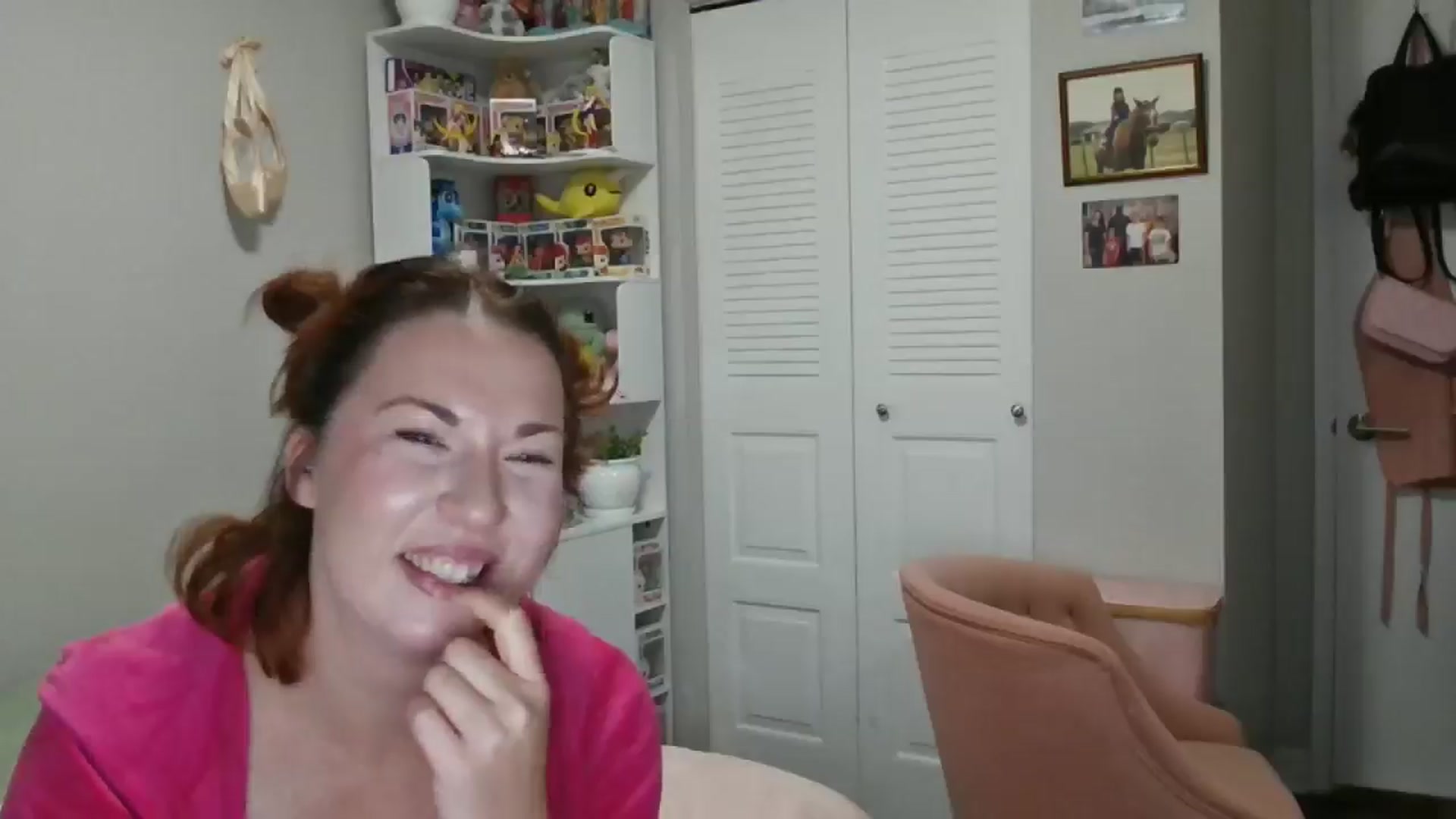 Gallery image thumbnail from QueenSirena's myfreecams stream on, 10/12/2025, 09:02 image 13 of 20