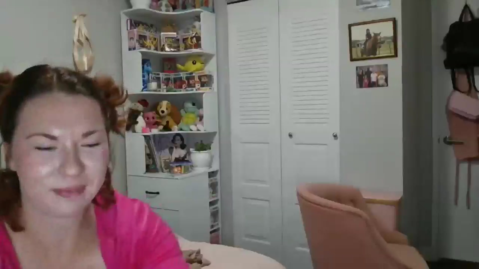 Gallery image thumbnail from QueenSirena's myfreecams stream on, 10/12/2025, 09:02 image 18 of 20