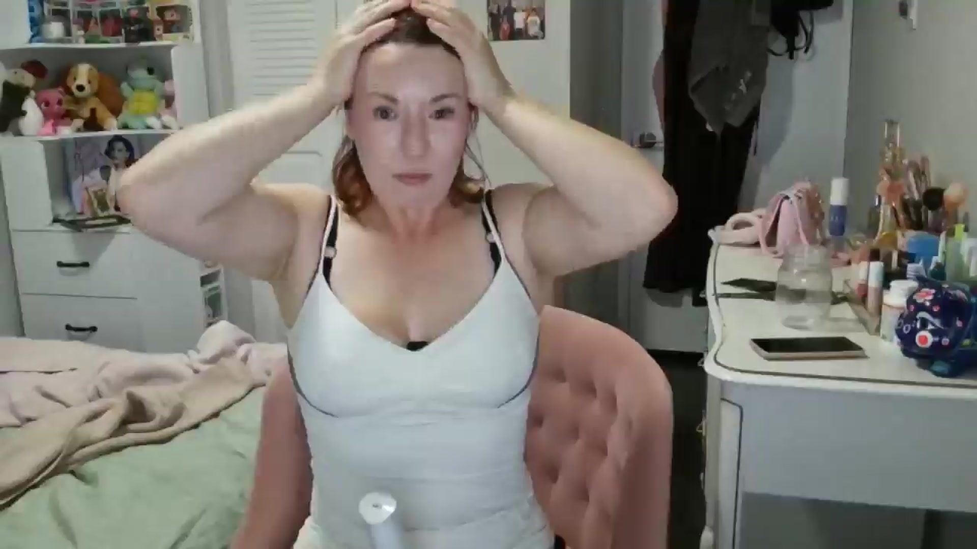 Gallery image thumbnail from QueenSirena's myfreecams stream on, 10/16/2025, 08:47 image 14 of 20