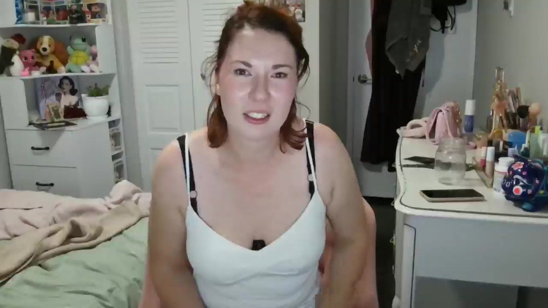 Gallery image thumbnail from QueenSirena's myfreecams stream on, 10/16/2025, 08:47 image 4 of 20