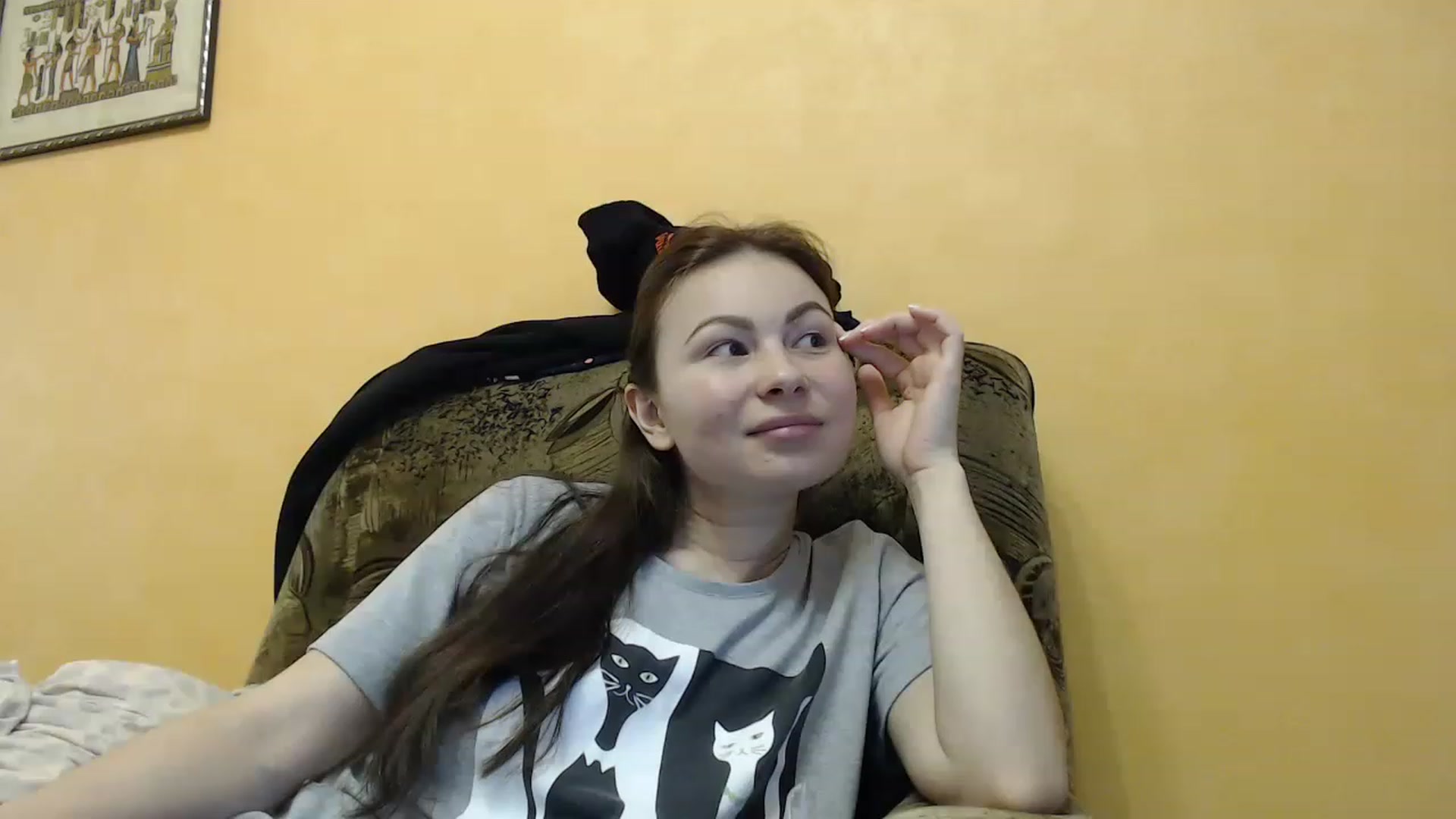 Gallery image thumbnail from QueenSmile's myfreecams stream on, 03/01/2023, 15:26 image 5 of 20