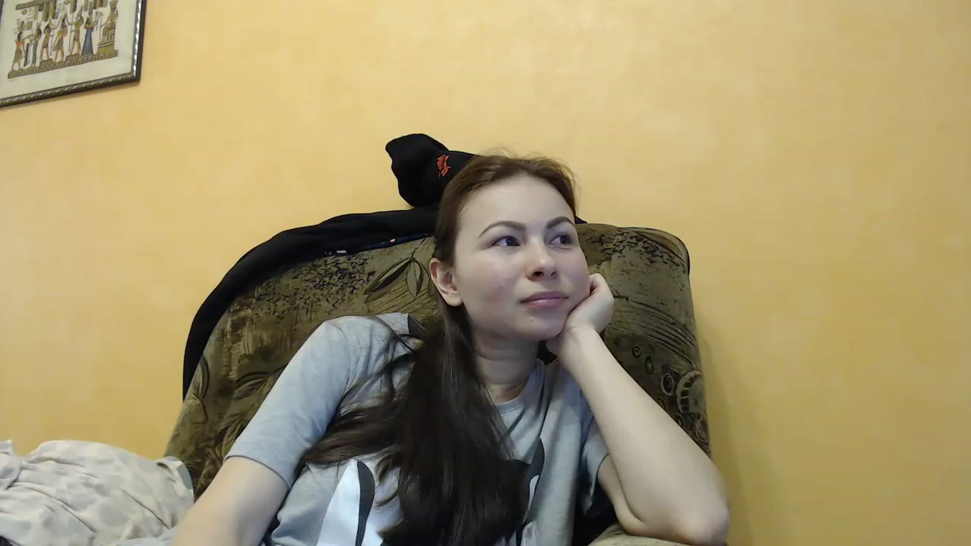 Gallery image thumbnail from QueenSmile's myfreecams stream on, 03/01/2023, 15:26 image 7 of 20