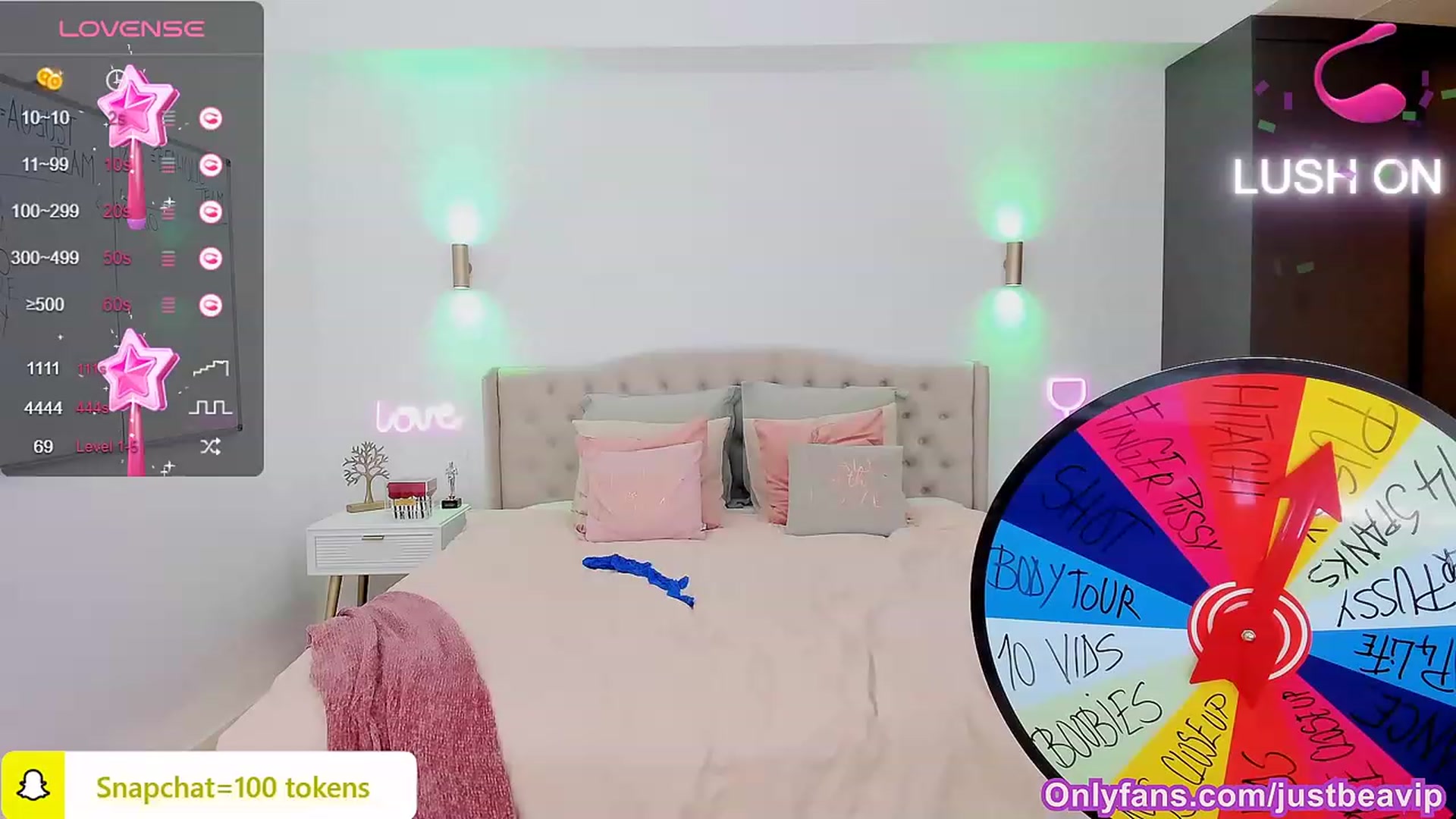 Gallery image thumbnail from Queen_Bea_'s myfreecams stream on, 08/30/2023, 21:00 image 3 of 20