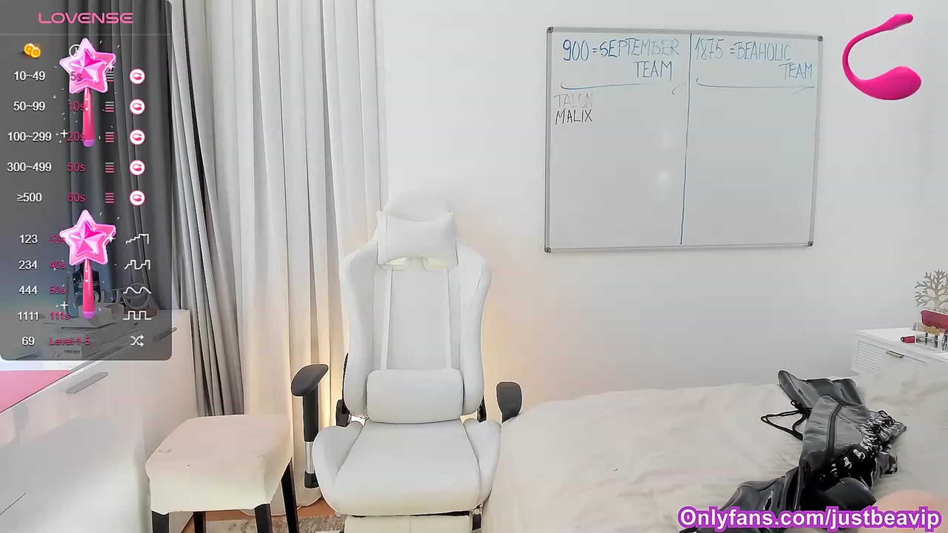 Gallery image thumbnail from Queen_Bea_'s myfreecams stream on, 09/02/2023, 17:23 image 16 of 20
