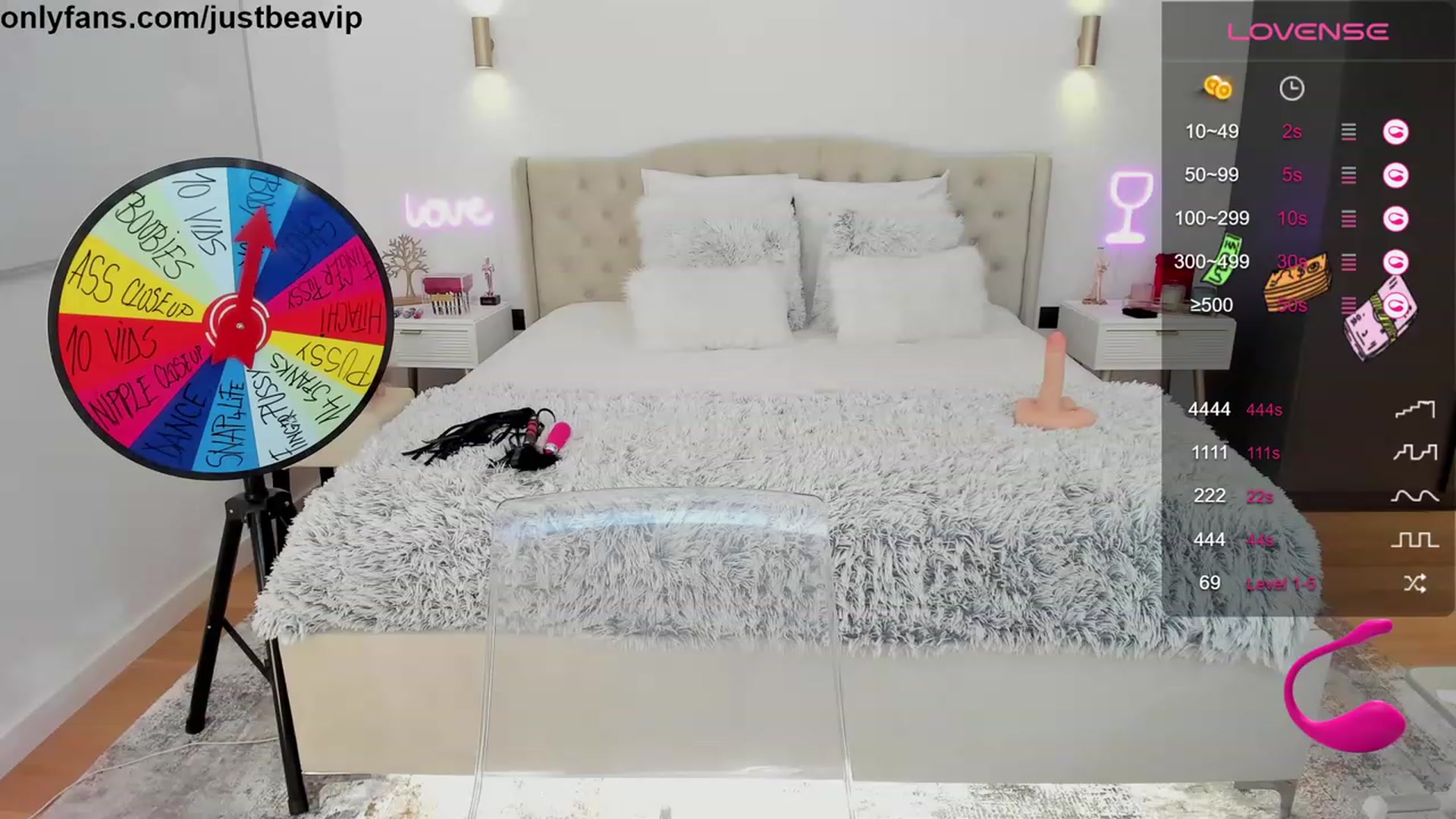 Gallery image thumbnail from Queen_Bea_'s myfreecams stream on, 10/07/2023, 18:36 image 18 of 20