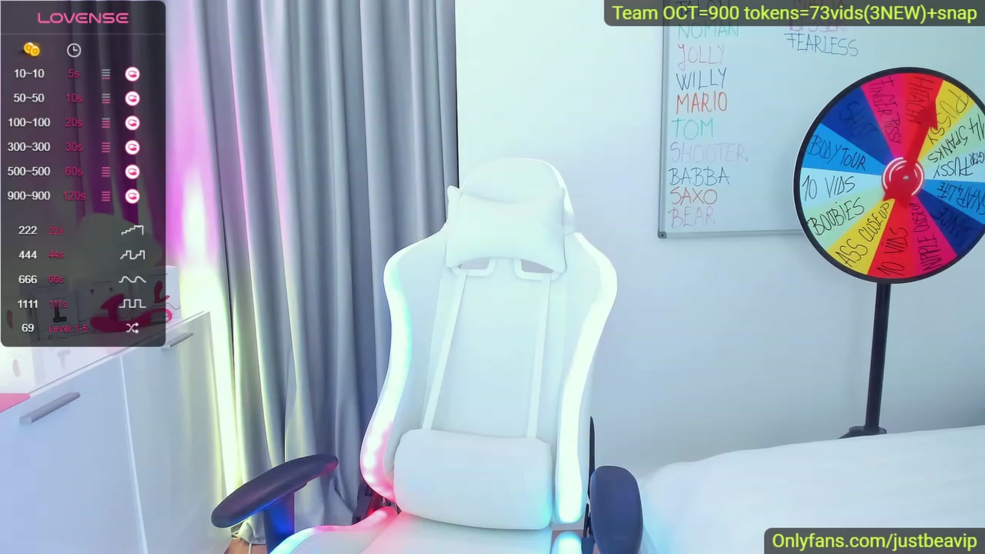 Gallery image thumbnail from Queen_Bea_'s myfreecams stream on, 10/22/2023, 18:37 image 4 of 20