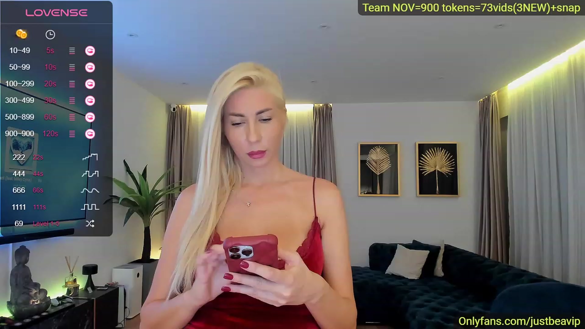 Gallery image thumbnail from Queen_Bea_'s myfreecams stream on, 11/04/2023, 19:05 image 11 of 20