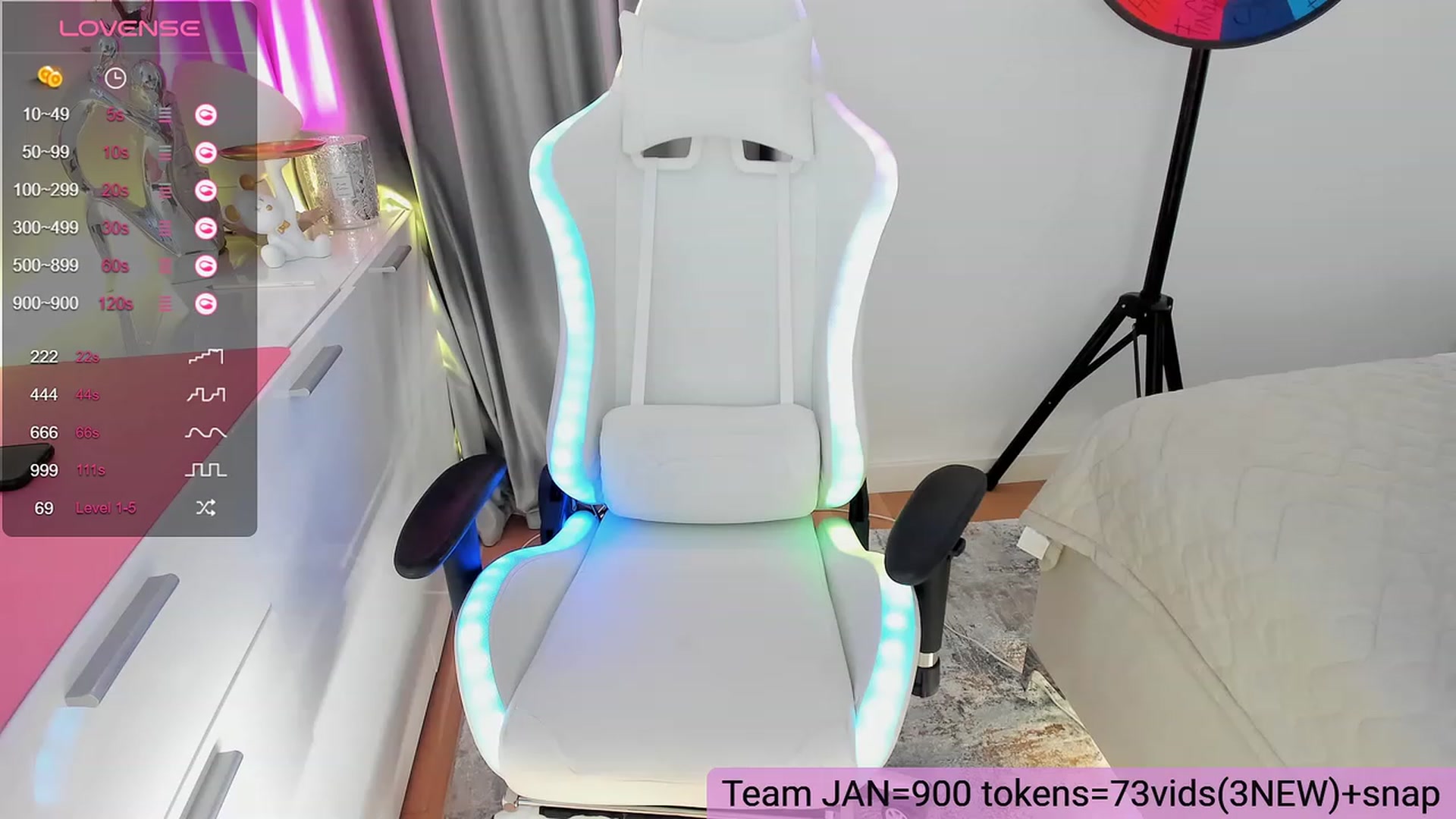 Gallery image thumbnail from Queen_Bea_'s myfreecams stream on, 01/27/2024, 20:33 image 4 of 20