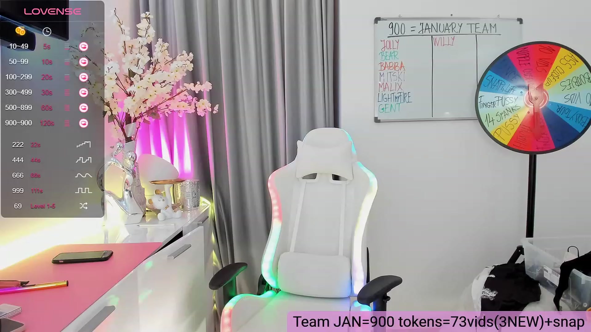 Gallery image thumbnail from Queen_Bea_'s myfreecams stream on, 01/27/2024, 20:33 image 19 of 20