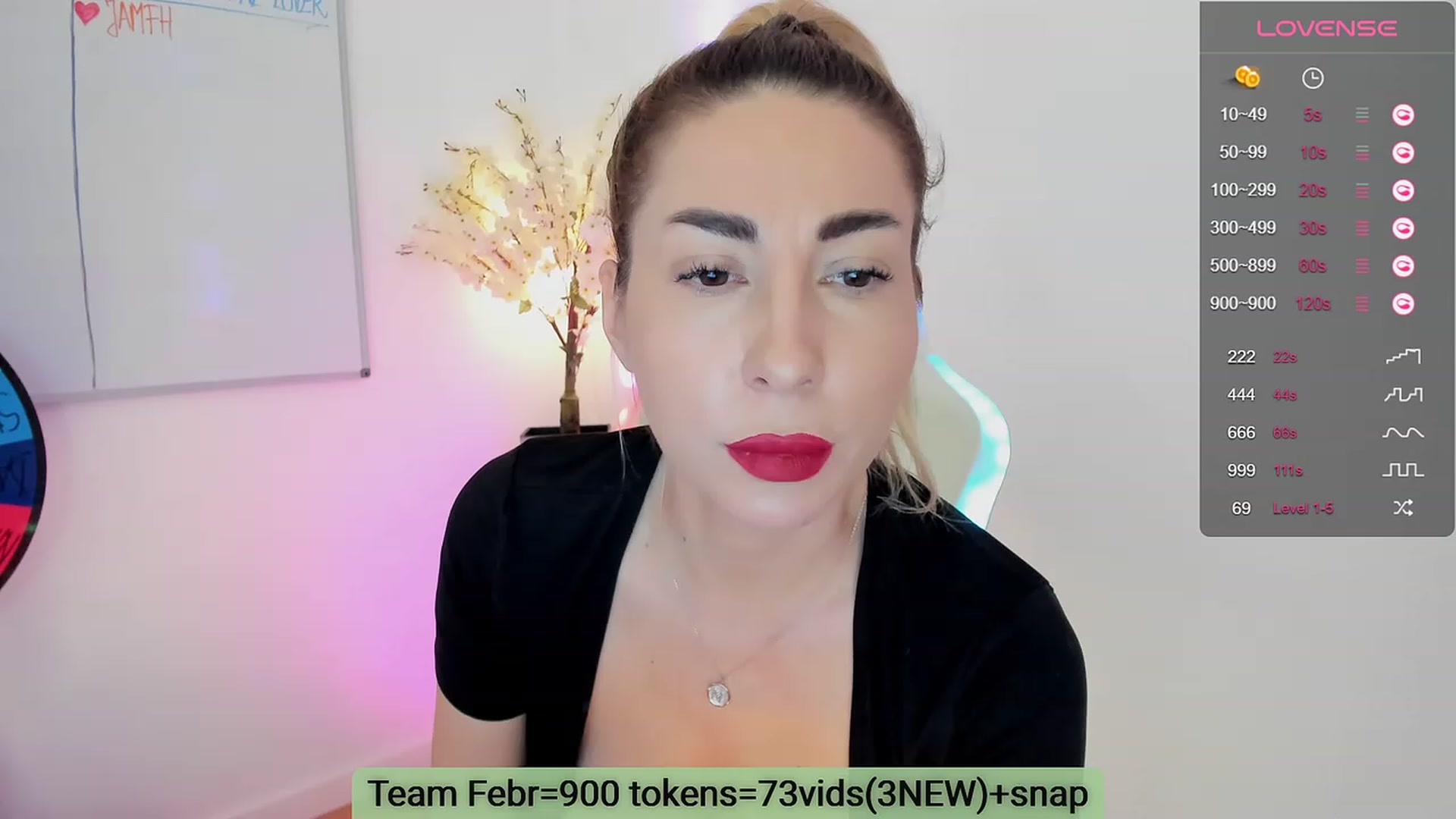 Gallery image thumbnail from Queen_Bea_'s myfreecams stream on, 02/03/2024, 21:42 image 16 of 20