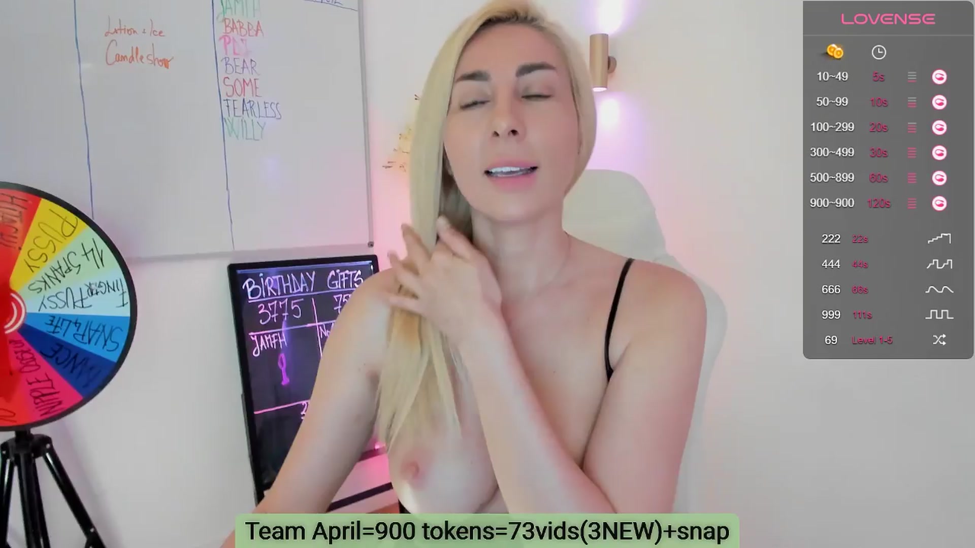 Gallery image thumbnail from Queen_Bea_'s myfreecams stream on, 04/06/2024, 20:37 image 5 of 20
