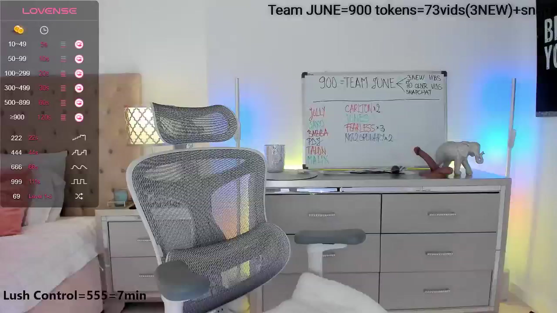 Gallery image thumbnail from Queen_Bea_'s myfreecams stream on, 06/14/2024, 20:14 image 14 of 20