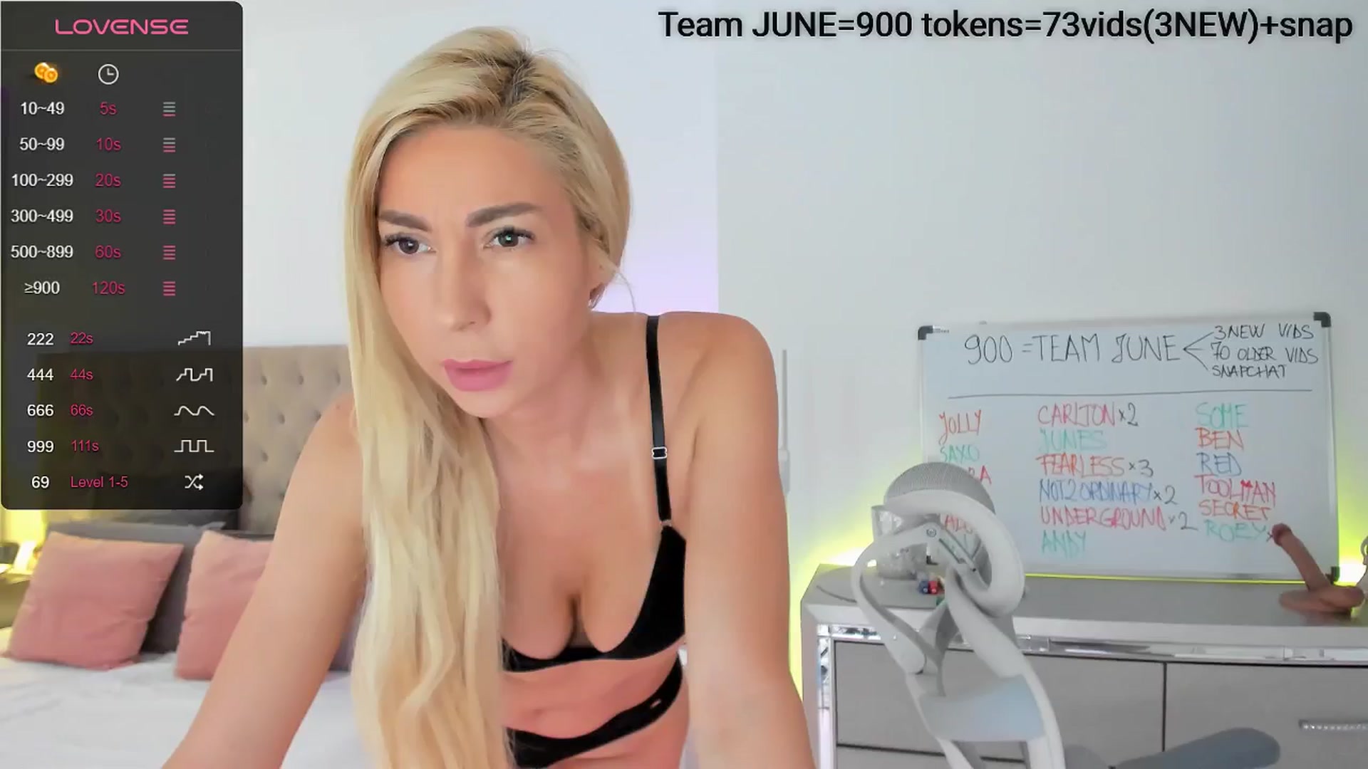 Gallery image thumbnail from Queen_Bea_'s myfreecams stream on, 06/30/2024, 17:11 image 4 of 20