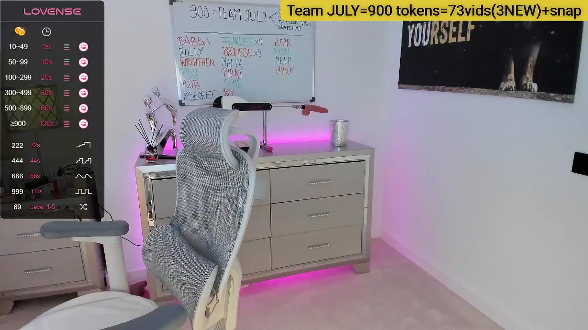 Gallery image thumbnail from Queen_Bea_'s myfreecams stream on, 07/16/2024, 17:07 image 16 of 20