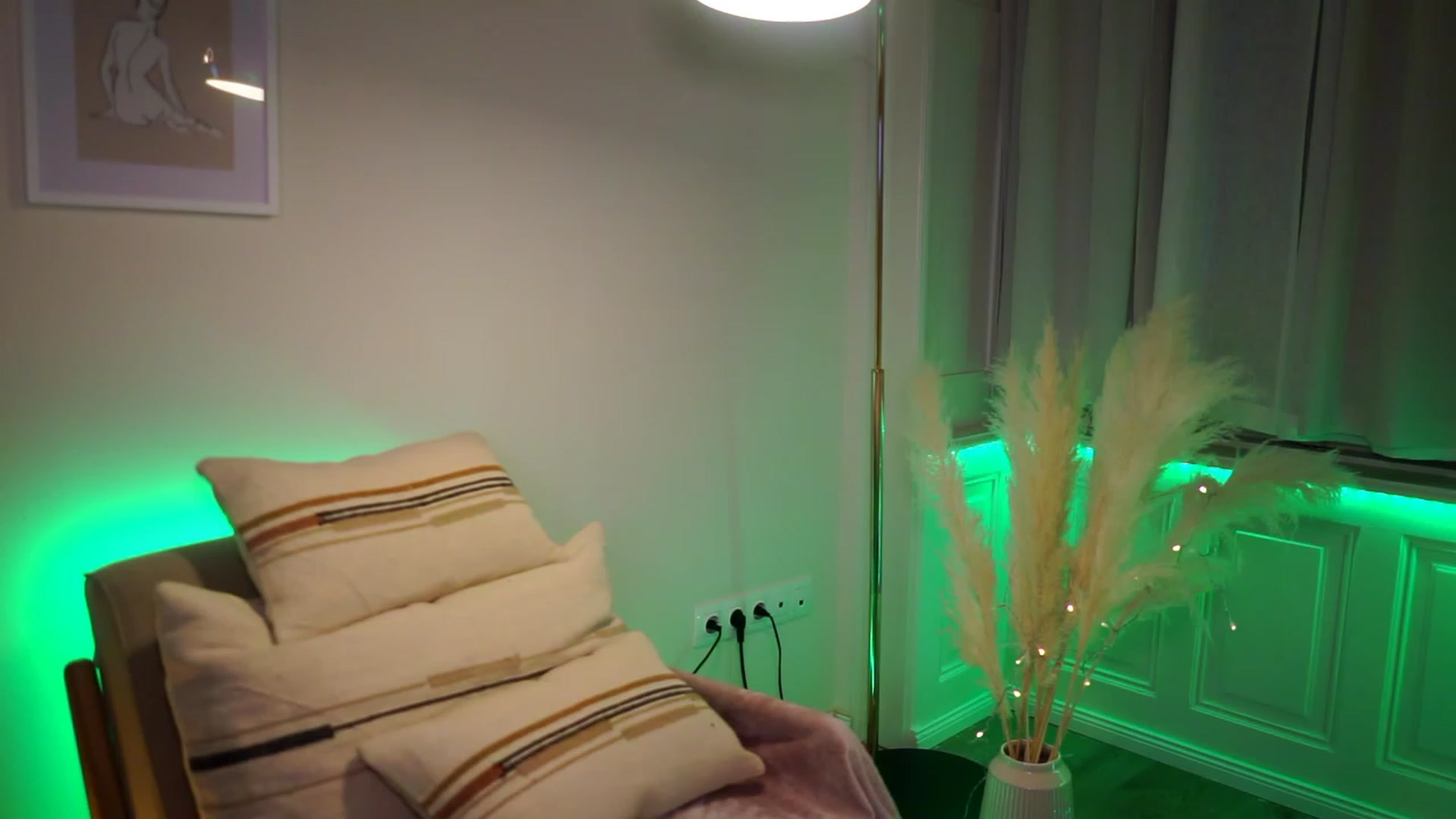 Gallery image thumbnail from Queen_Dasha's myfreecams stream on, 11/17/2022, 21:51 image 13 of 20